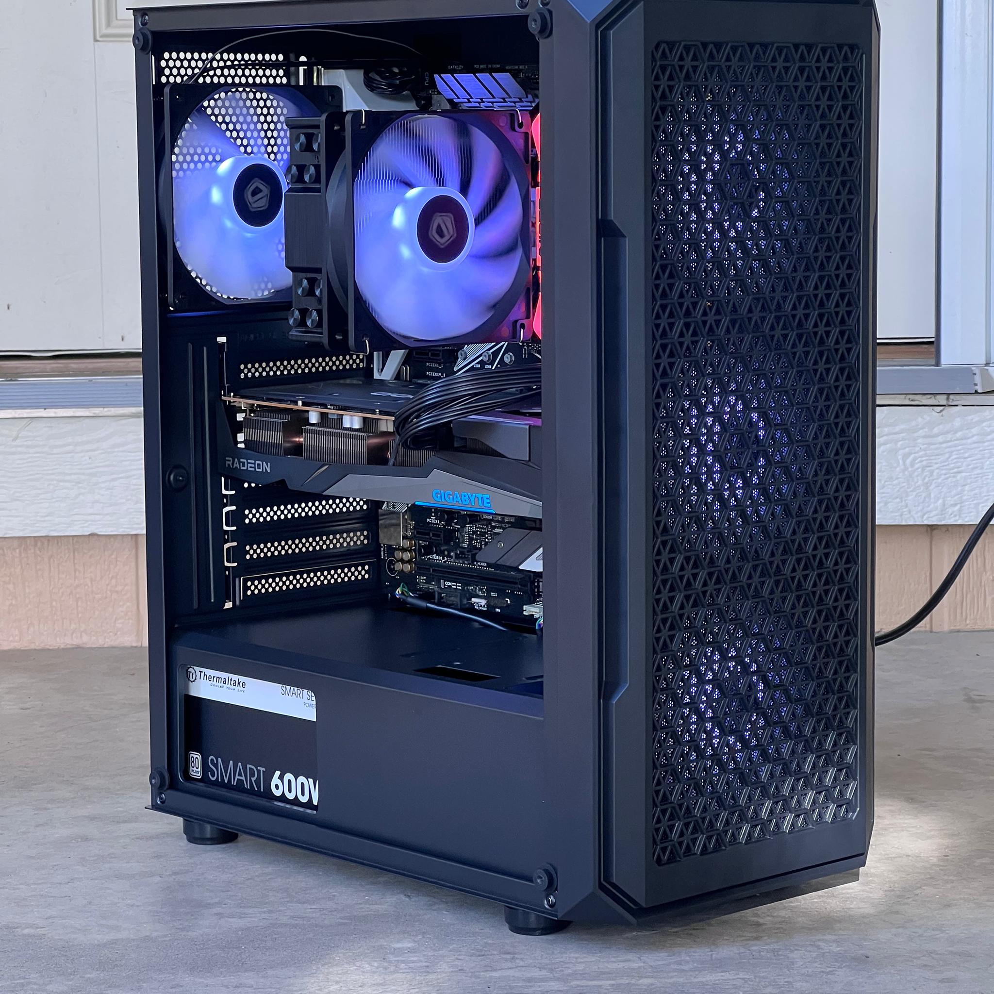 🖤Big black⬛️Rx 7600, i7 8700k, 32GB ram