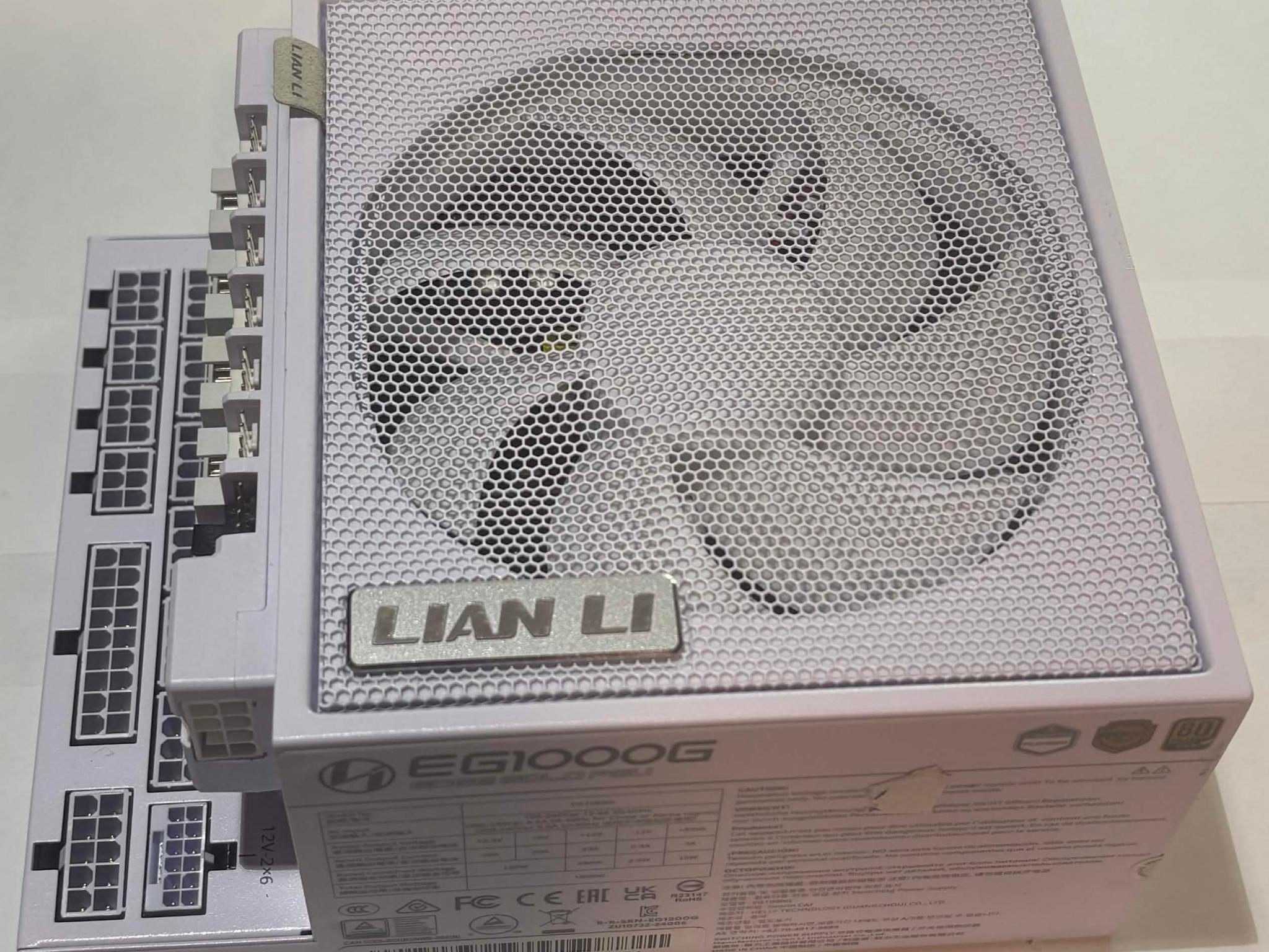 Lian Li EDGE EG1000G 1000W 80+ Gold Fully Modular PSU White