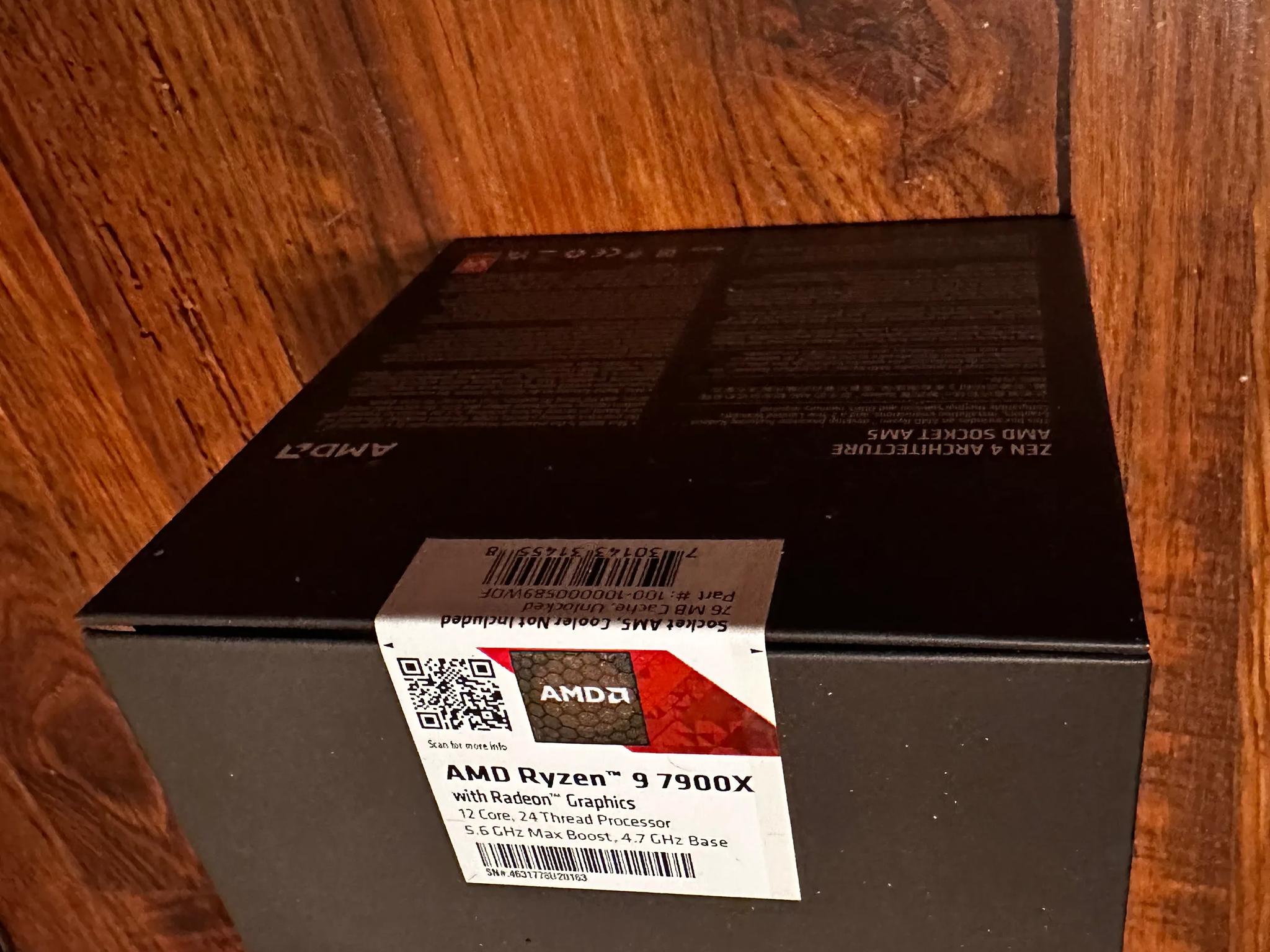 BNIB Ryzen 9 7900x 