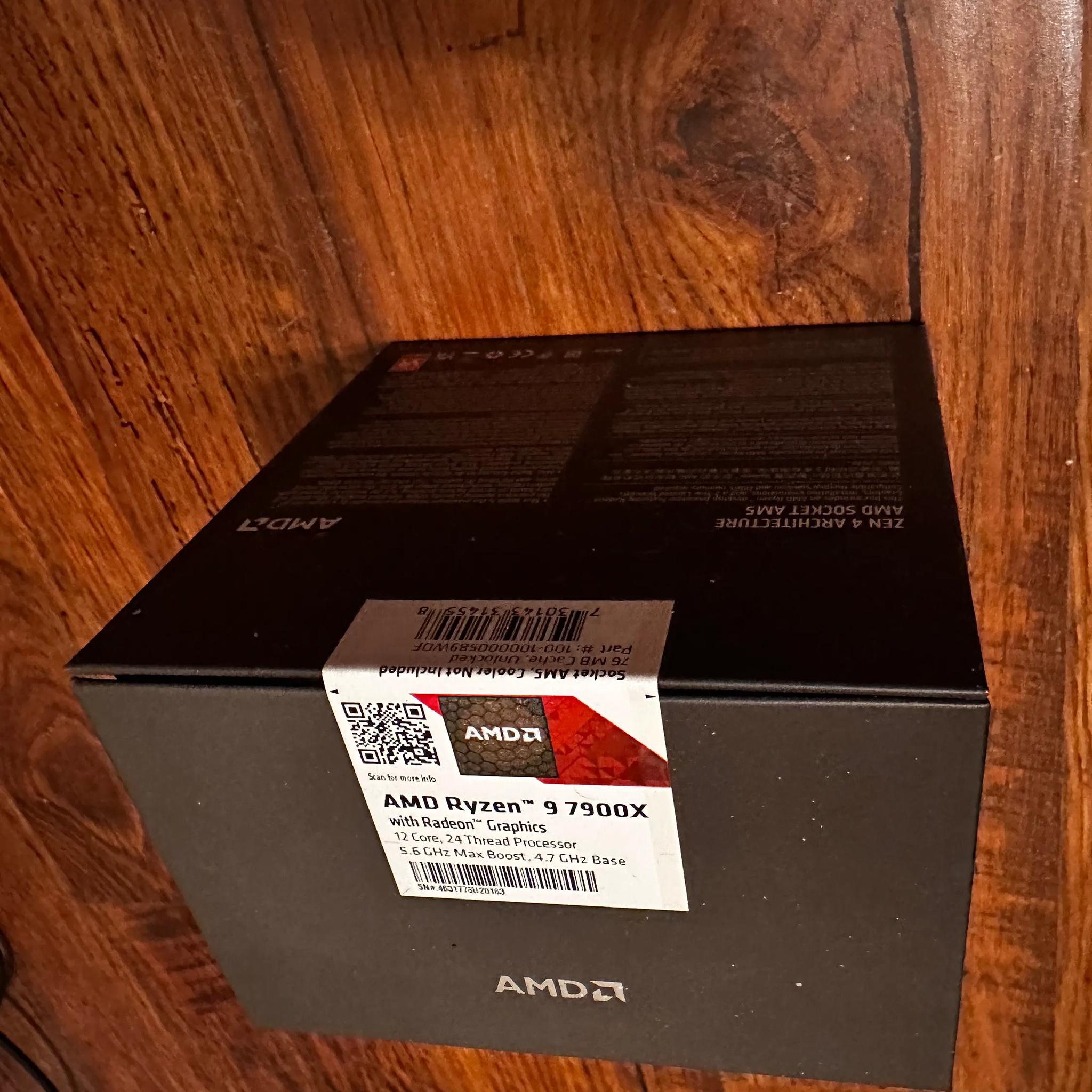 BNIB Ryzen 9 7900x 