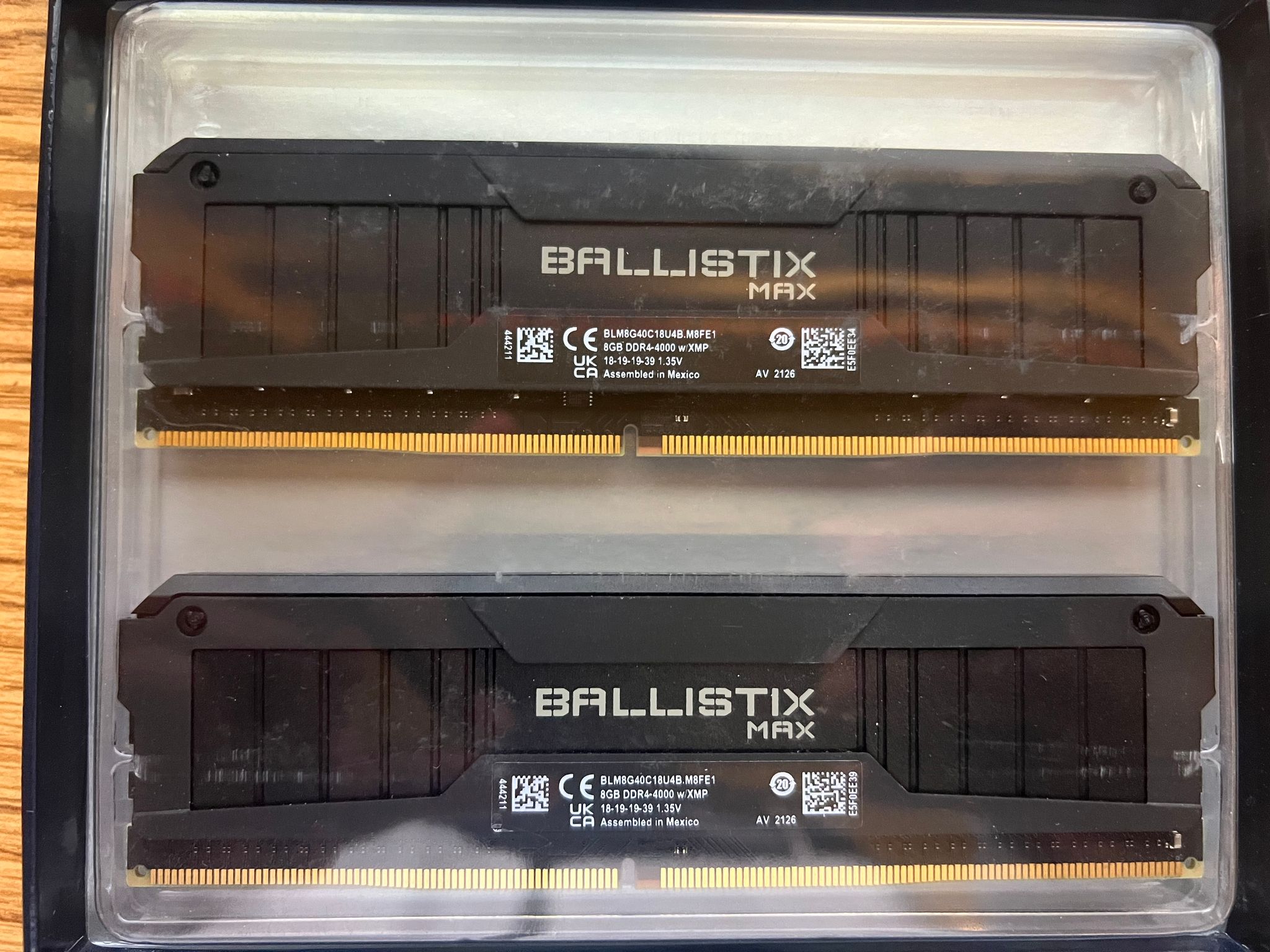 16GB (2x8GB) DDR4-4000MHz CL18 Crucial Ballistix MAX RAM Memory