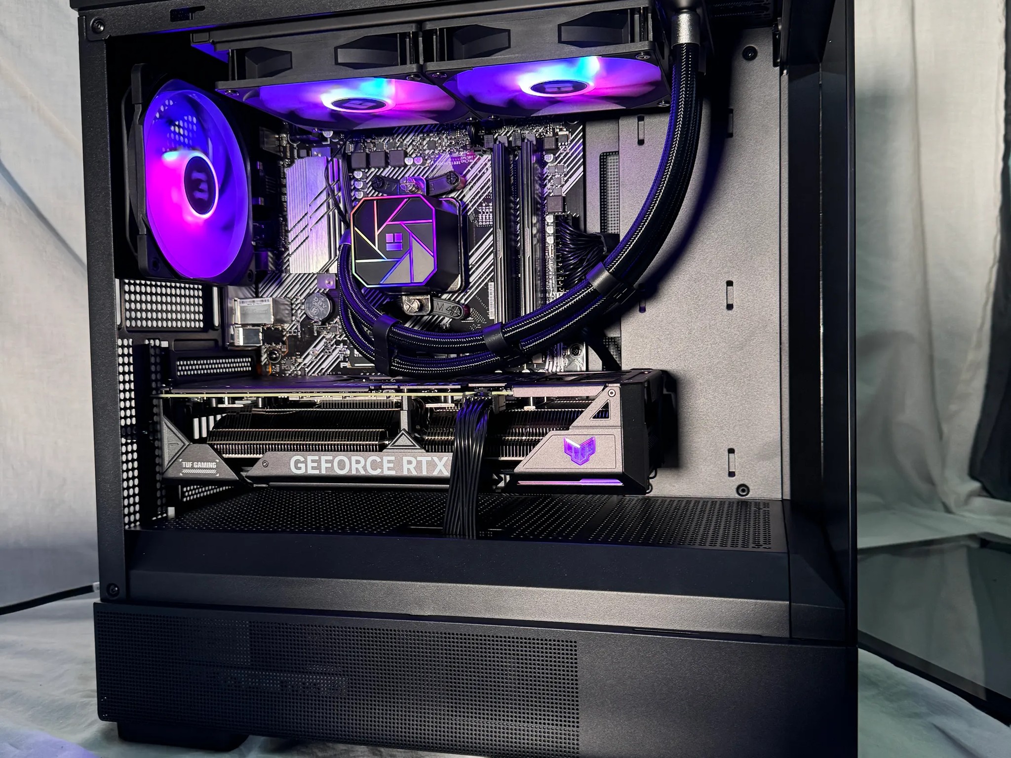 RTX 4070 Ryzen 5800x Gaming PC