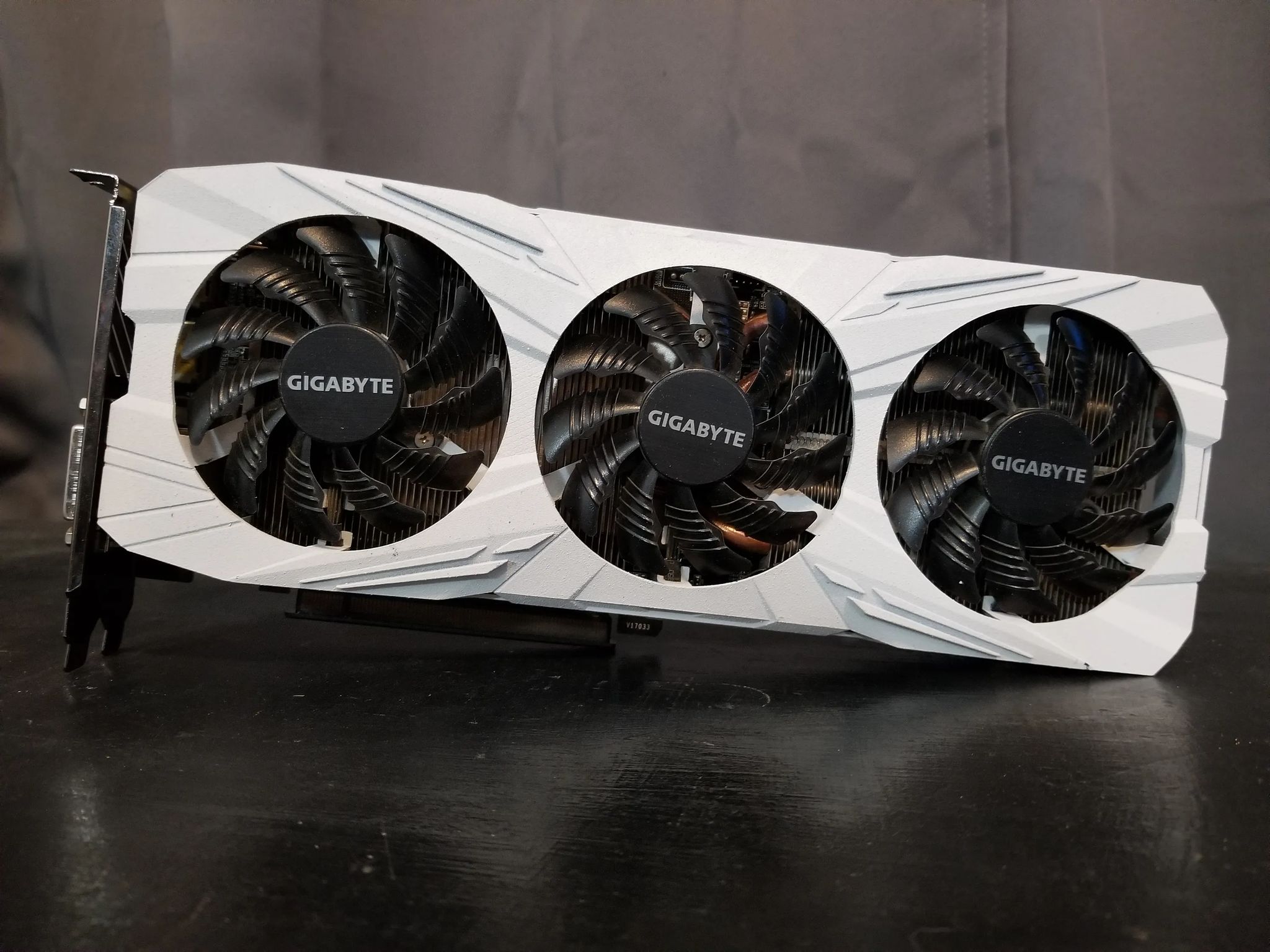 gtx 1080ti 11gb. custom painted white.
