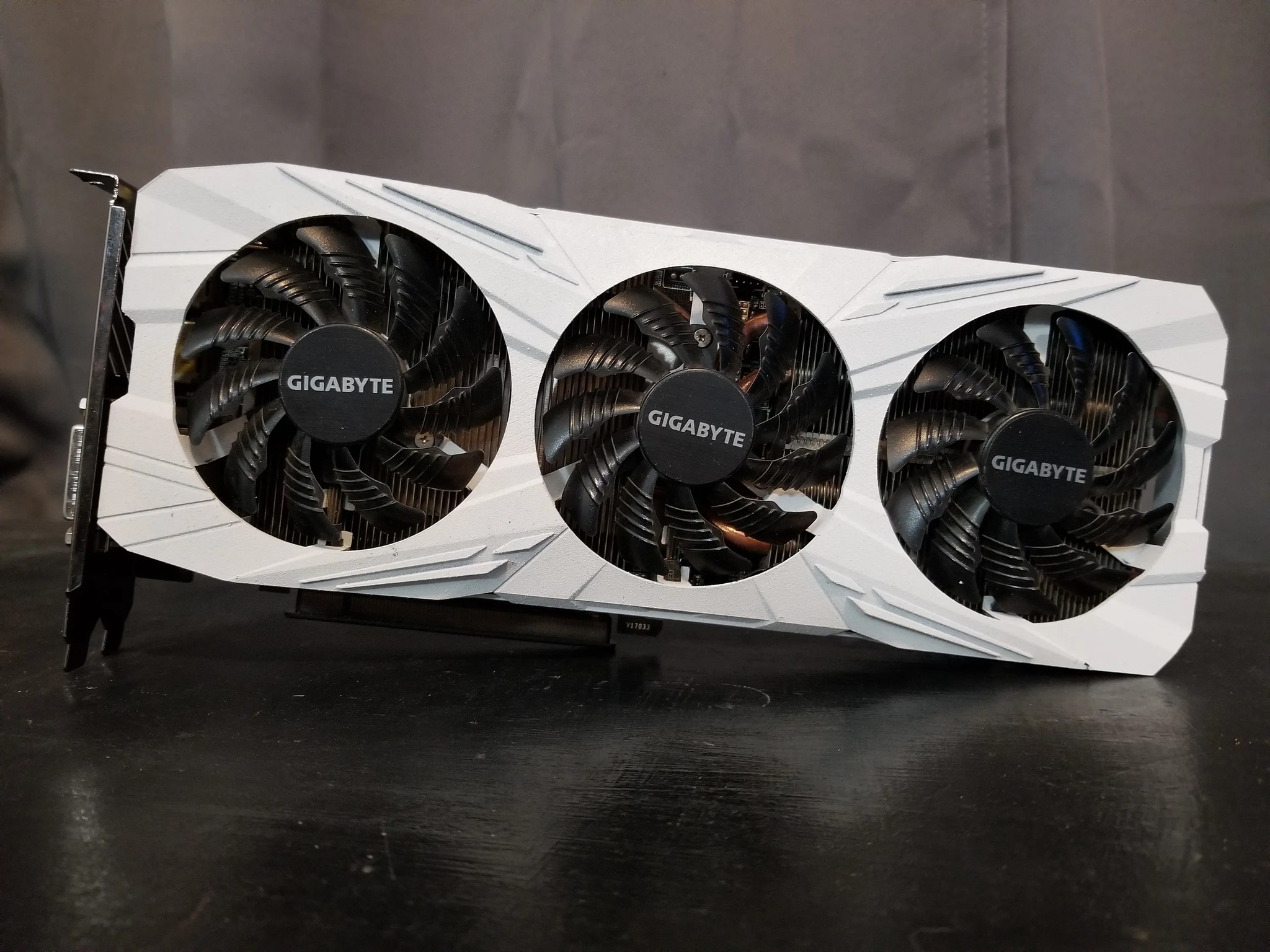 gtx 1080ti 11gb. custom painted white.