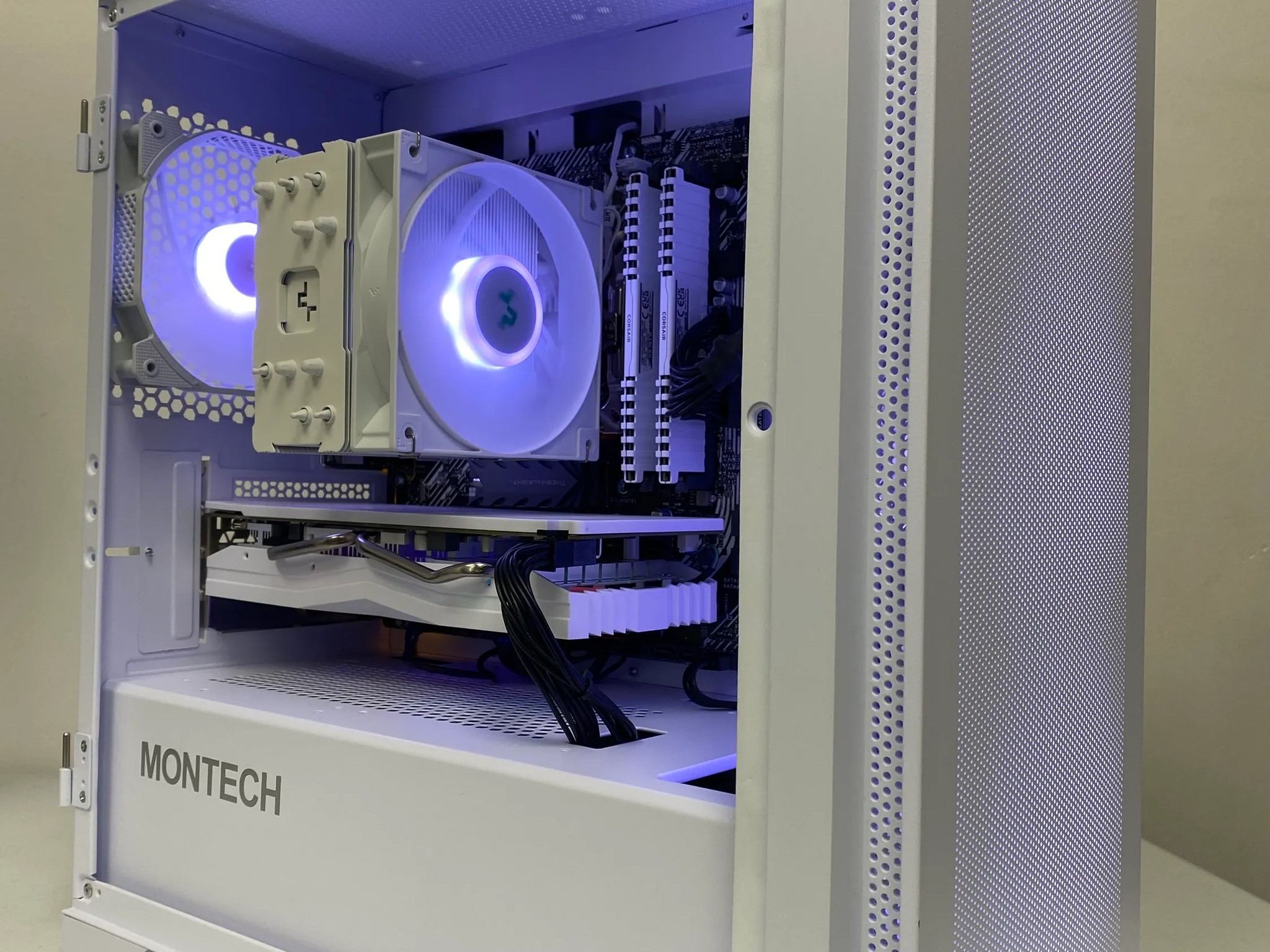 Arctic Edge - 1080p Performance PC
