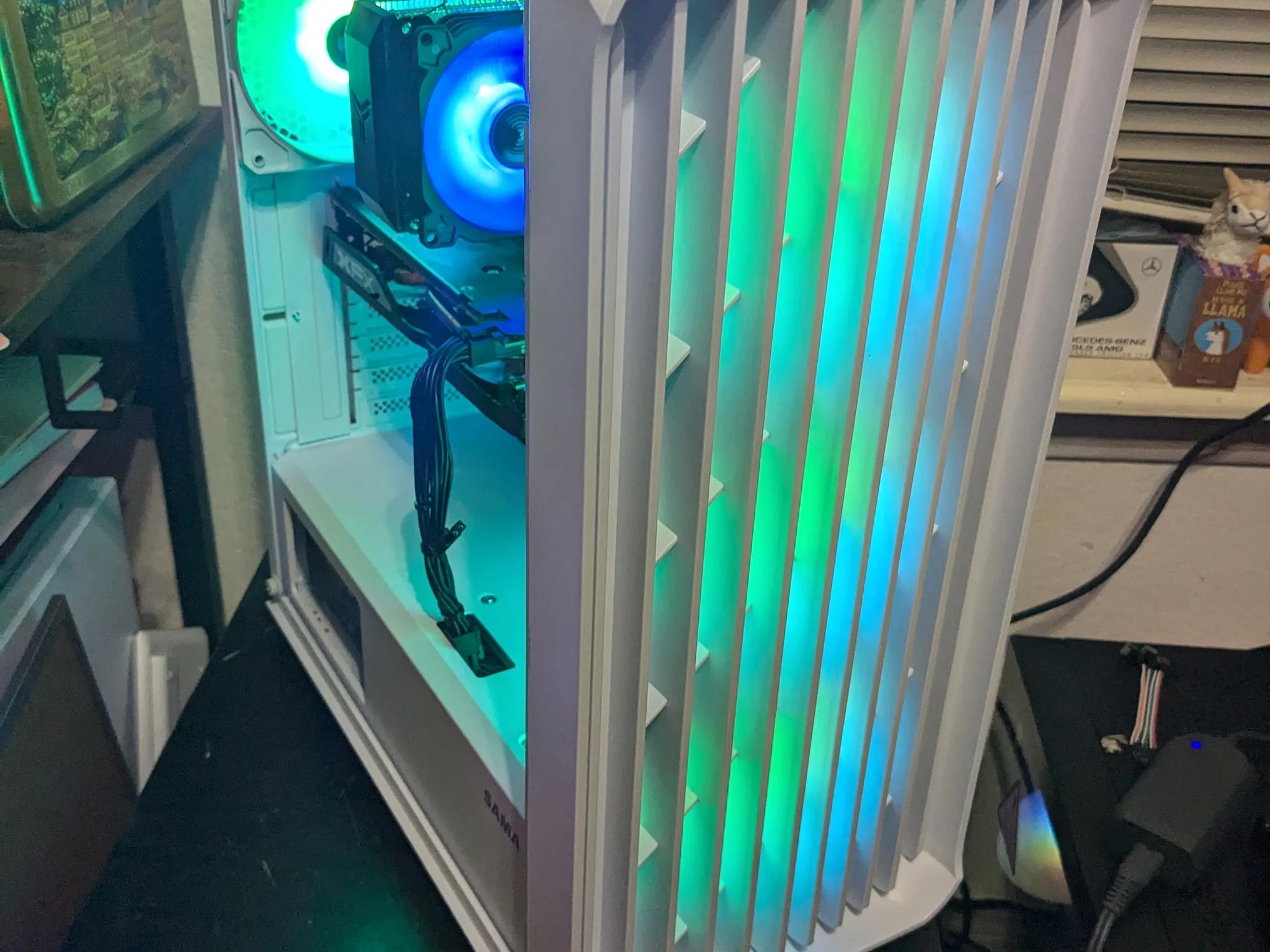 FREE SHIP|| 6 Core Intel Xeon, 16GB RAM, RX 470 4GB, 512GB SSD, Win10, RGB, Wifi