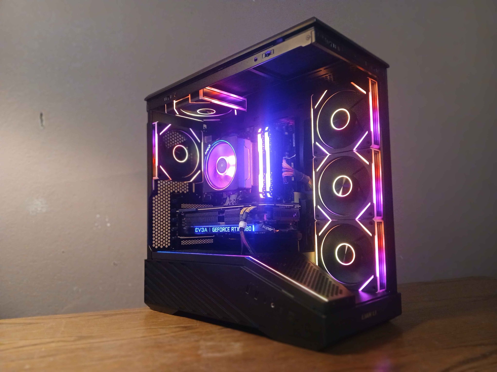 RTX 2080 SUPER | Ryzen 7 3700x | 16gb RAM | 1tb SSD