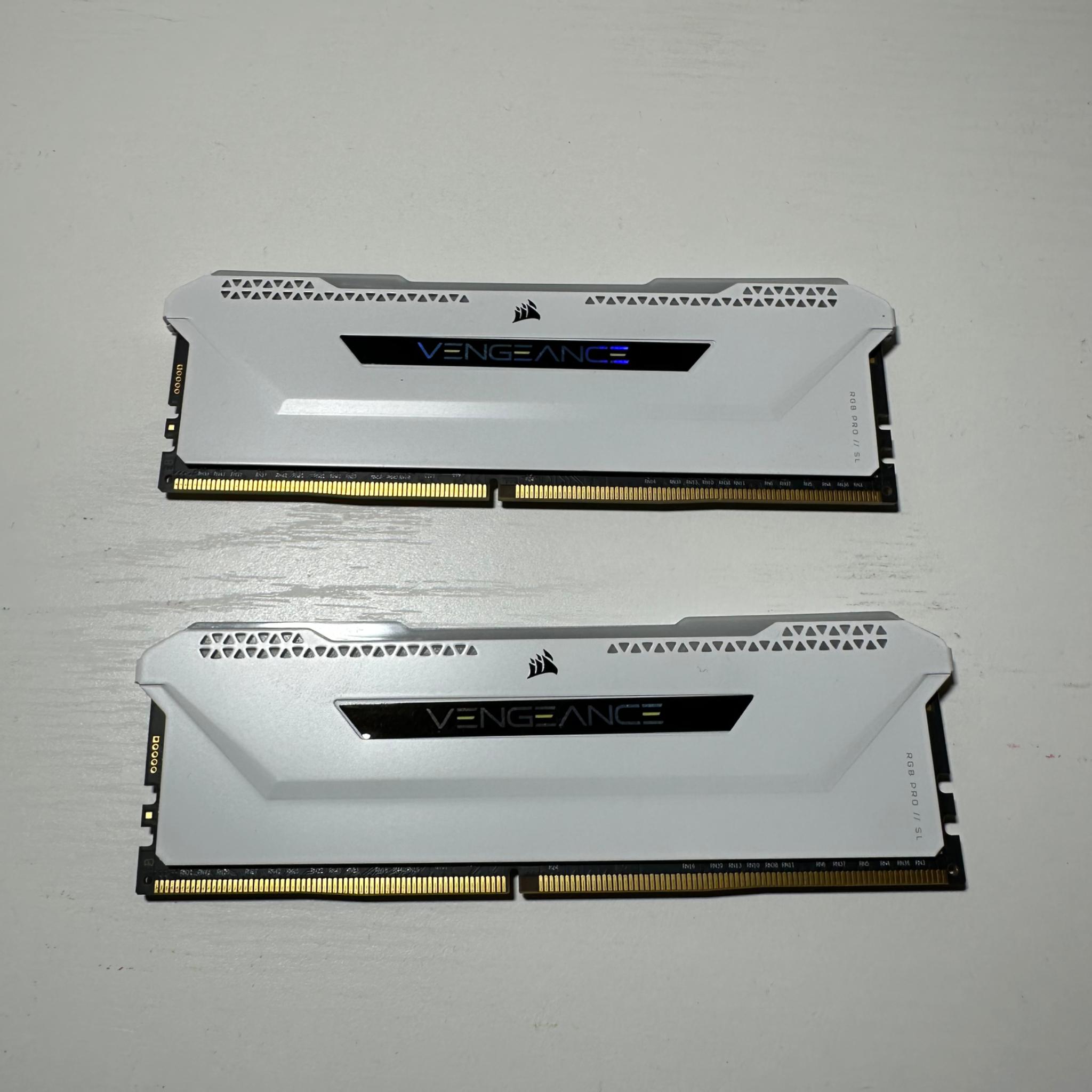 Intel i7-12700k, 32GB Ram, Deepcool Assassin IV Heatsink, Asus Tuf Gaming Z690-Plus WiFi D4