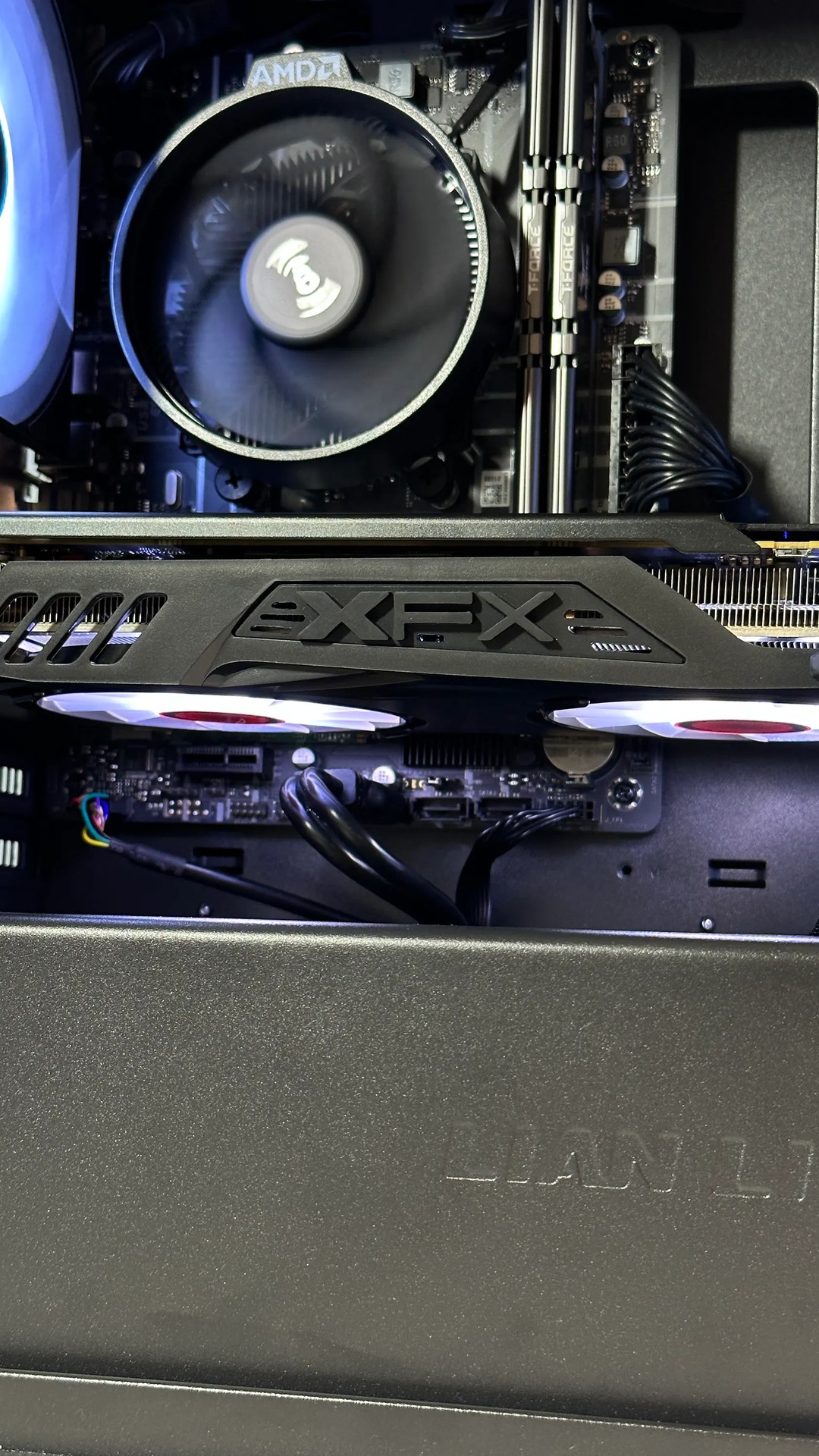 RX 580 8GB | AMD Ryzen 5 2600X | 16GB RAM | 500GB SSD | Custom