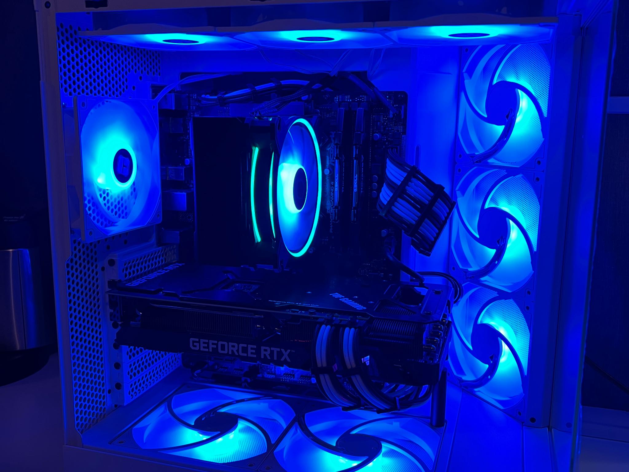 RTX 3070Ti • i7 10700K • 32GB DDR4 • 650W GOLD • 512GB SSD • GAMING PC