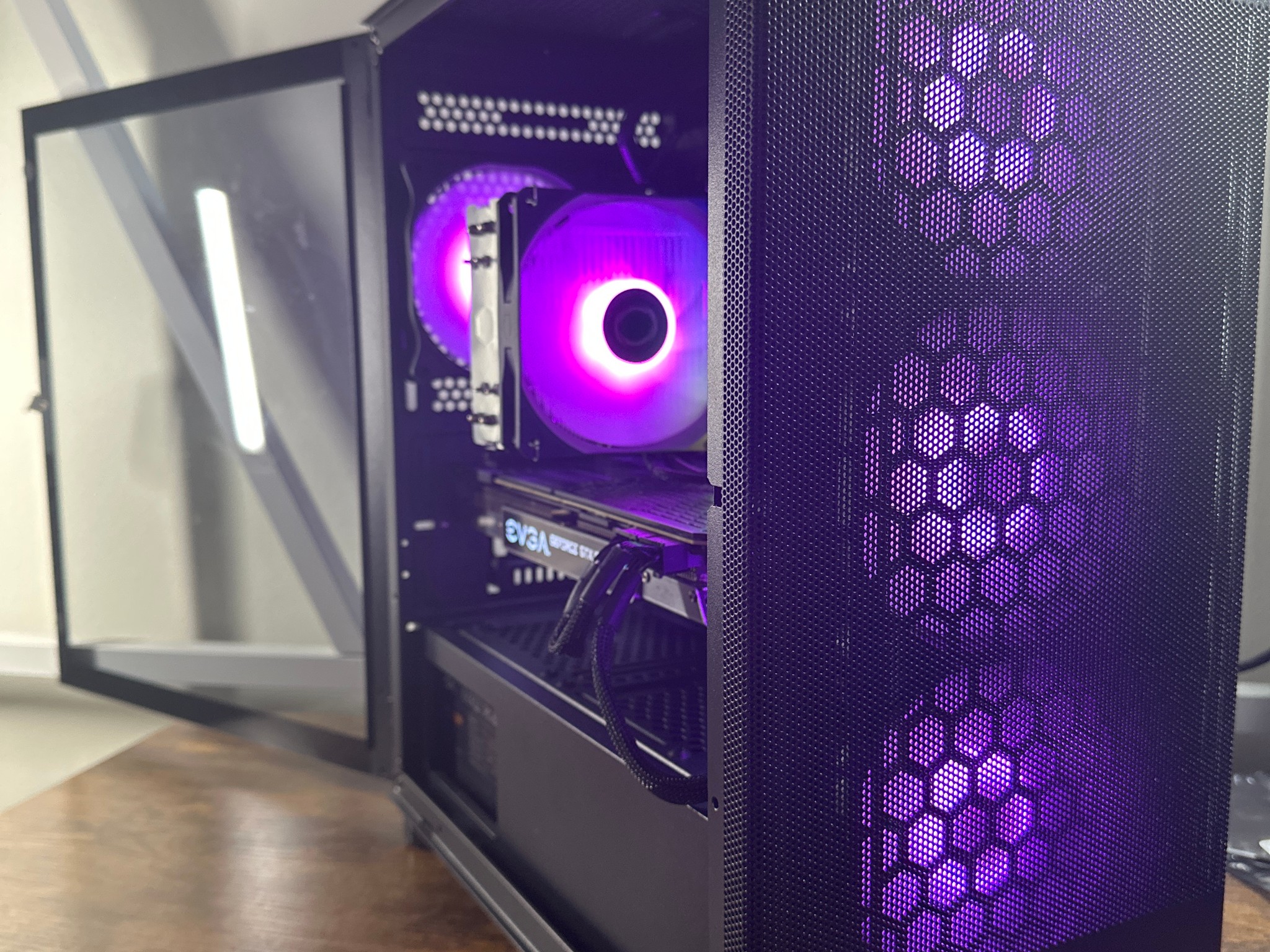 1080p Gaming PC | Geforce GTX 1080 | Intel i5 10400F | Patriot 1TB NVME SSD | 16GB DDR4 ARGB RAM