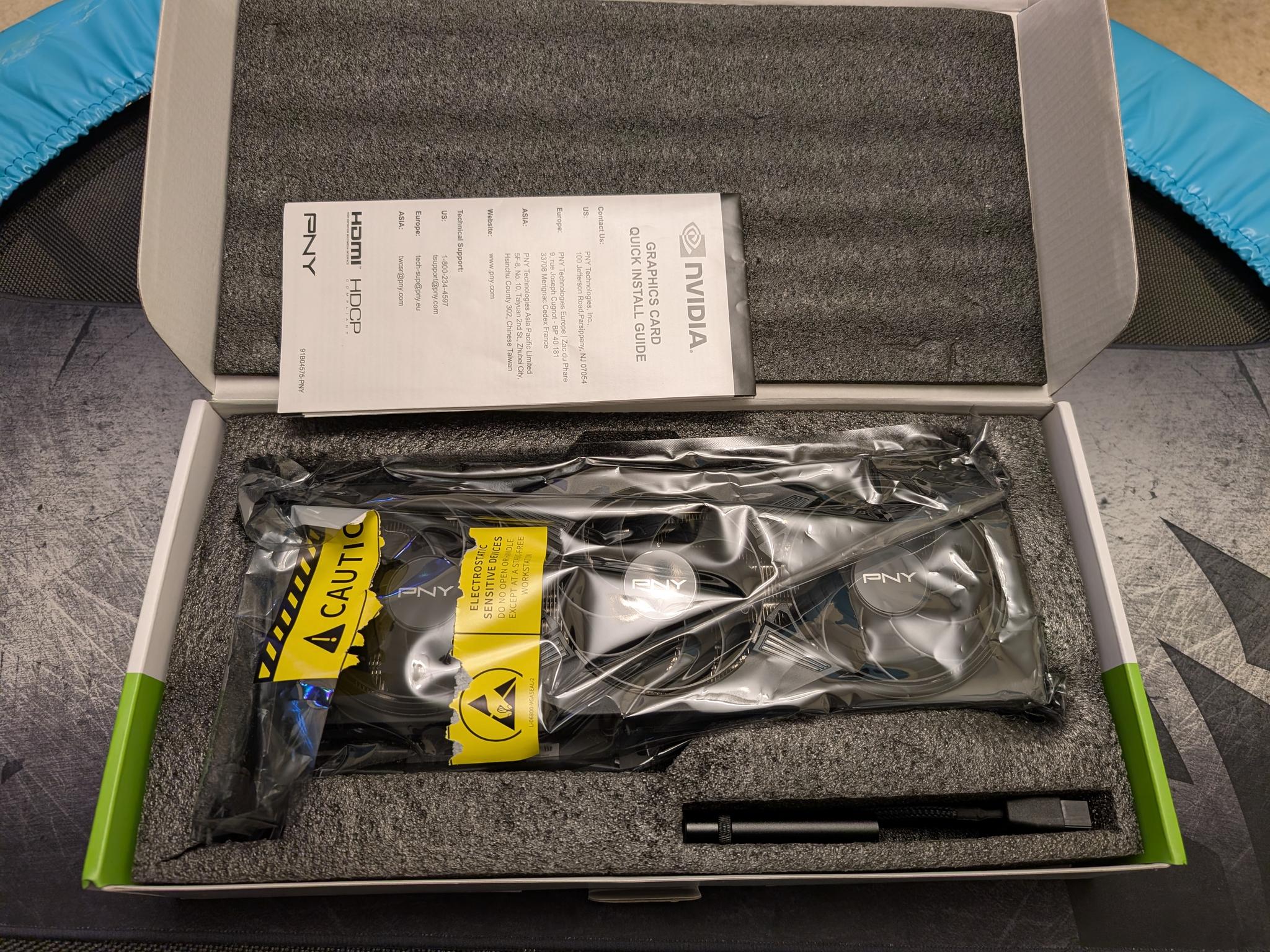 PNY GeForce RTX 5070 Overclocked Triple Fan