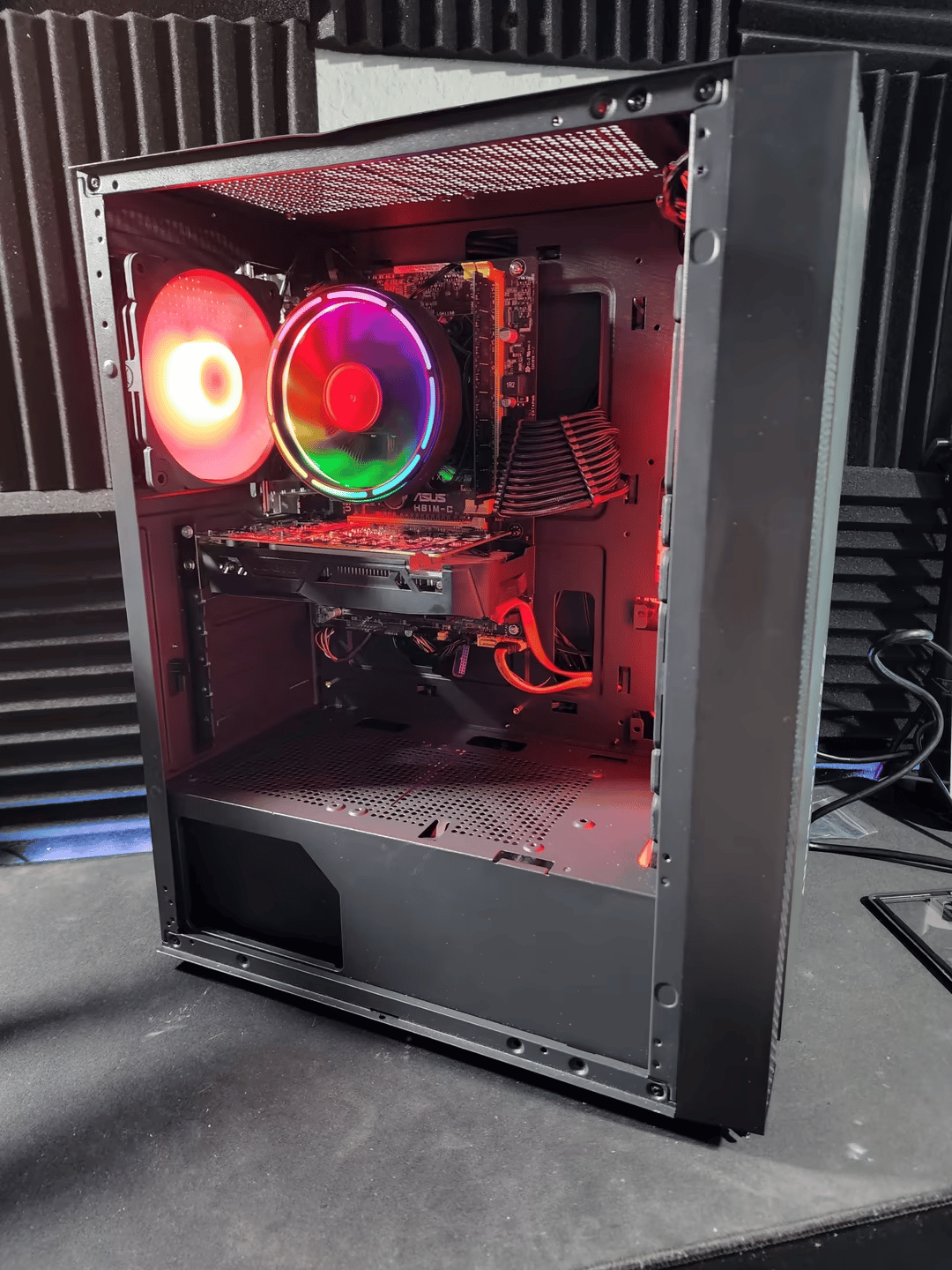 GreyScaled | i5 4590S - GTX 1050TI - 120GB SSD 1TB HDD 