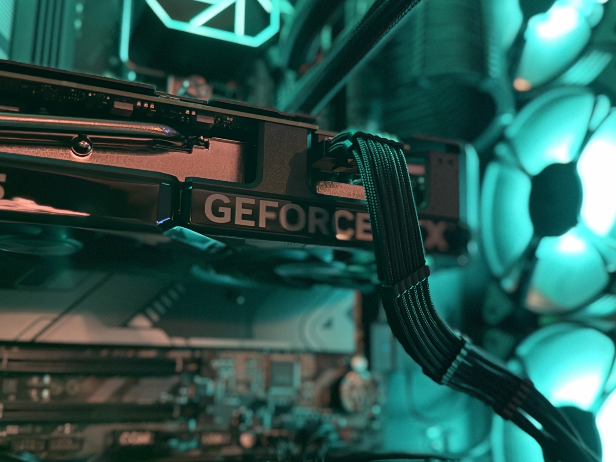 ❇️Emerald❇️ RTX 4070 Super / AMD R7 7700X / 1TB NVME / 32GB DDR5 RAM / 240 AIO / Windows 11 Pro