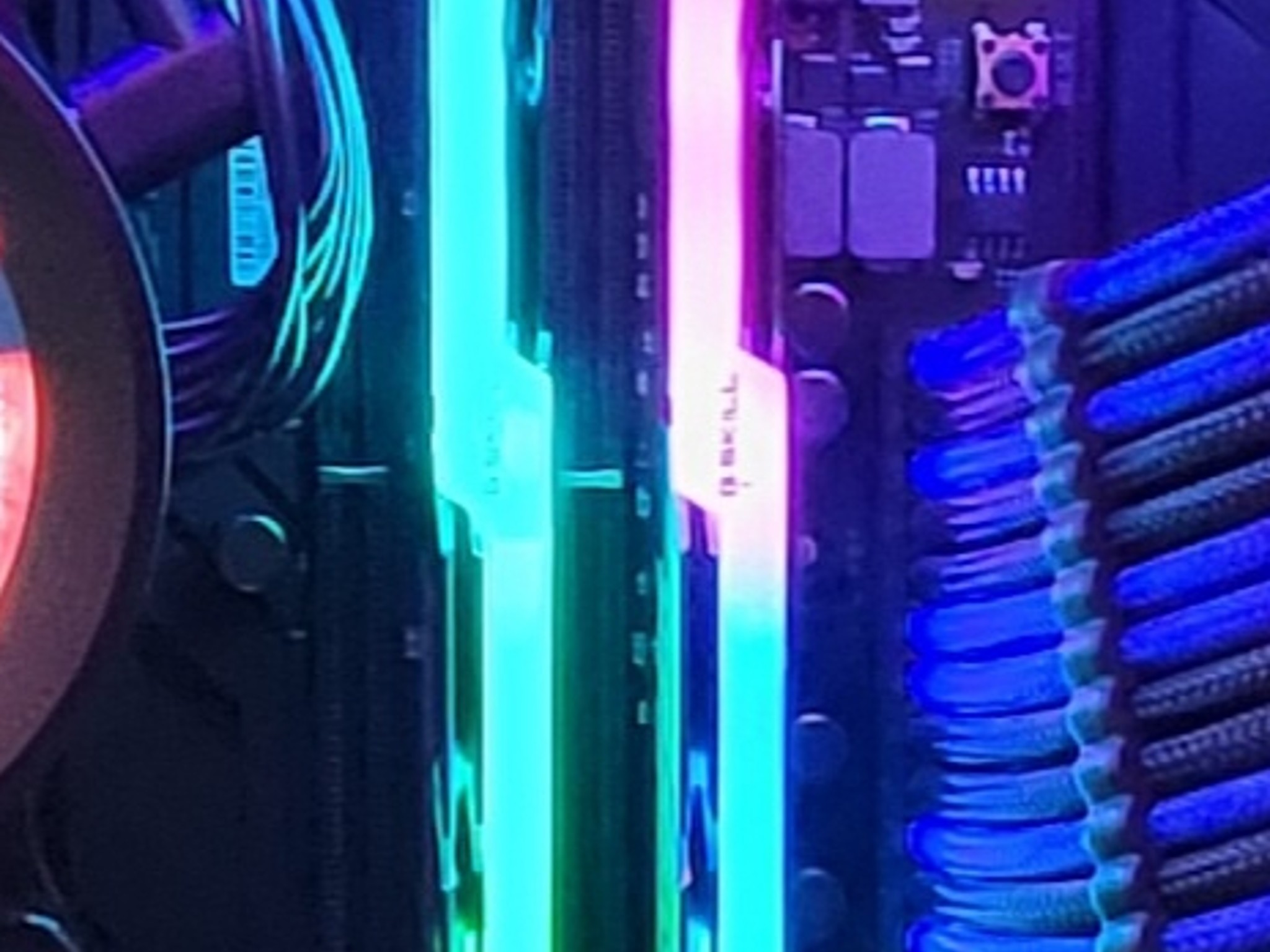 G.SKILL Trident Z RGB 32GB, DDR4 3600, CL16, (2 x 16GB kit)