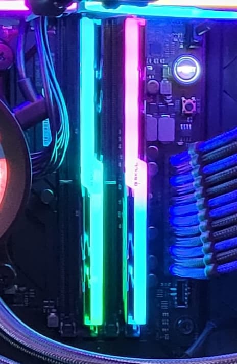 G.SKILL Trident Z RGB 32GB, DDR4 3600, CL16, (2 x 16GB kit)