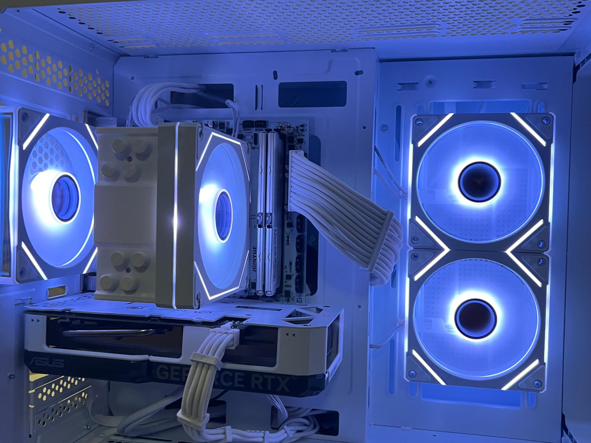 All white gaming pc with |RTX 4060 oc|ryzen 5 5600| 32gb ddr4 3200mhz