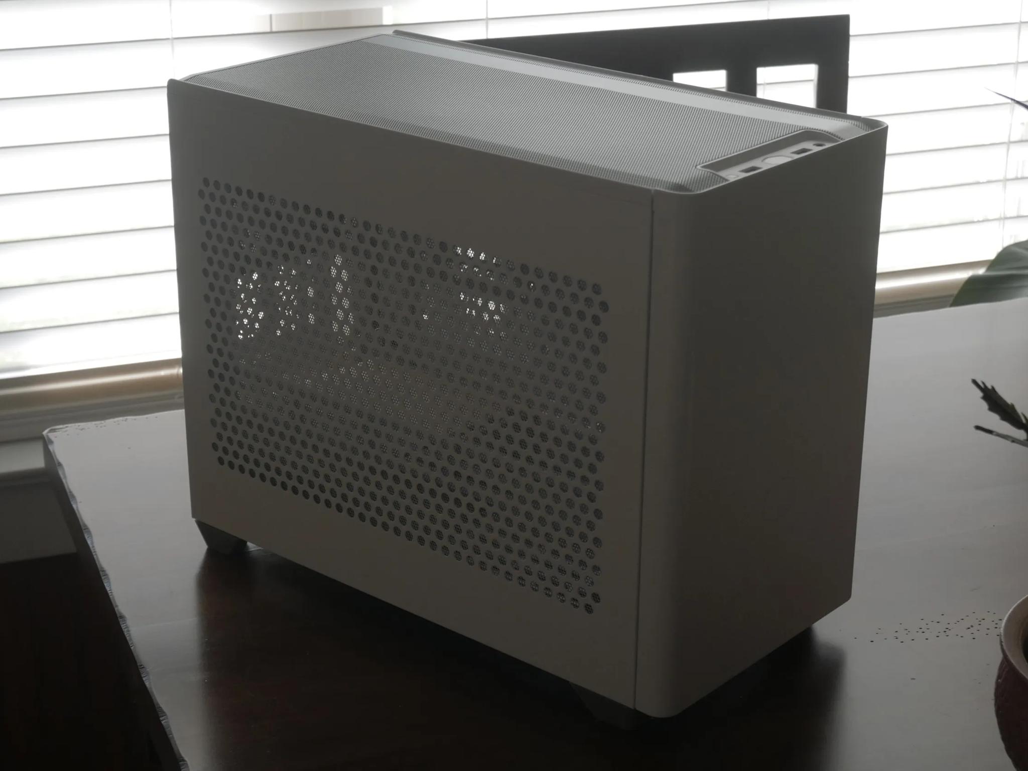 CoolerMaster NR200 Mini-ITX Case White