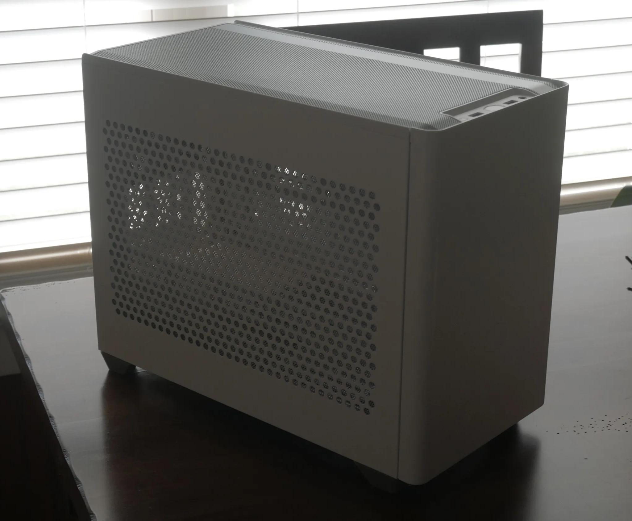 CoolerMaster NR200 Mini-ITX Case White