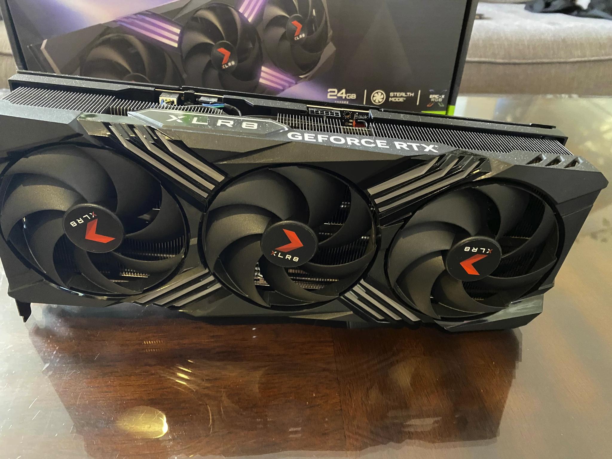 PNY RTX 4090 XLR8 Gaming VERTO EPIC-X RGB