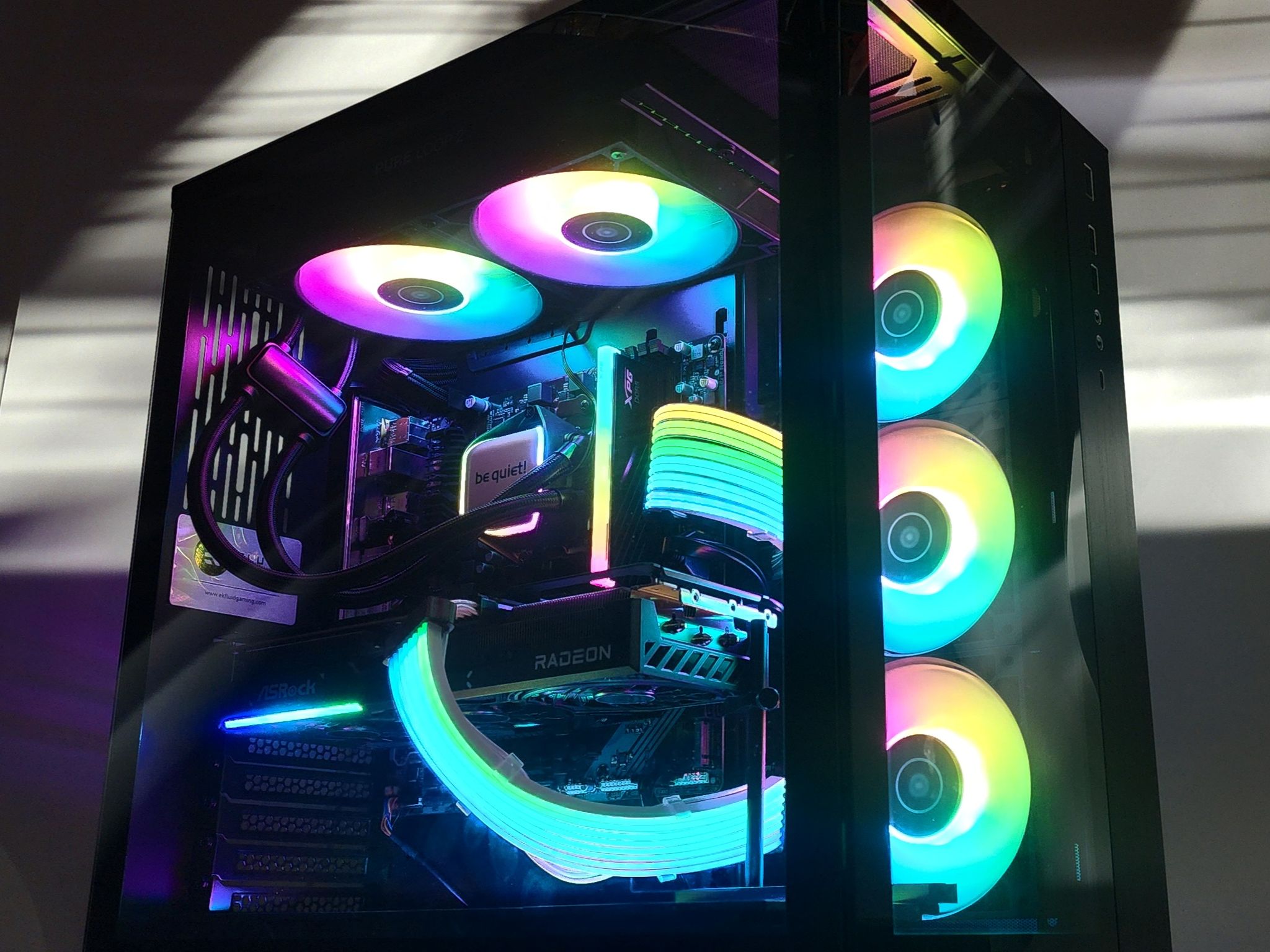 Gaming PC Ryzen 5 9600X 16GB RAM 1TB SSD RX 9070 16GB Windows 11 Computer