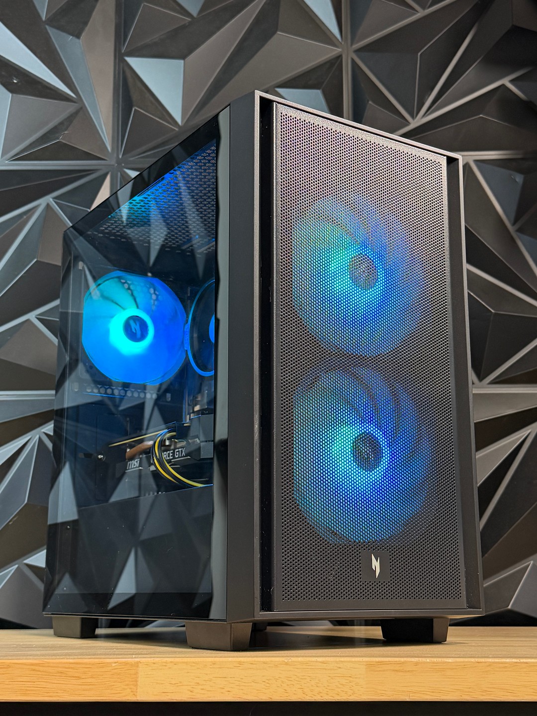 Ryzen 5 3600 | Nvidia GTX 1660 Super 6GB | 16GB RAM | SSD | Wi-Fi