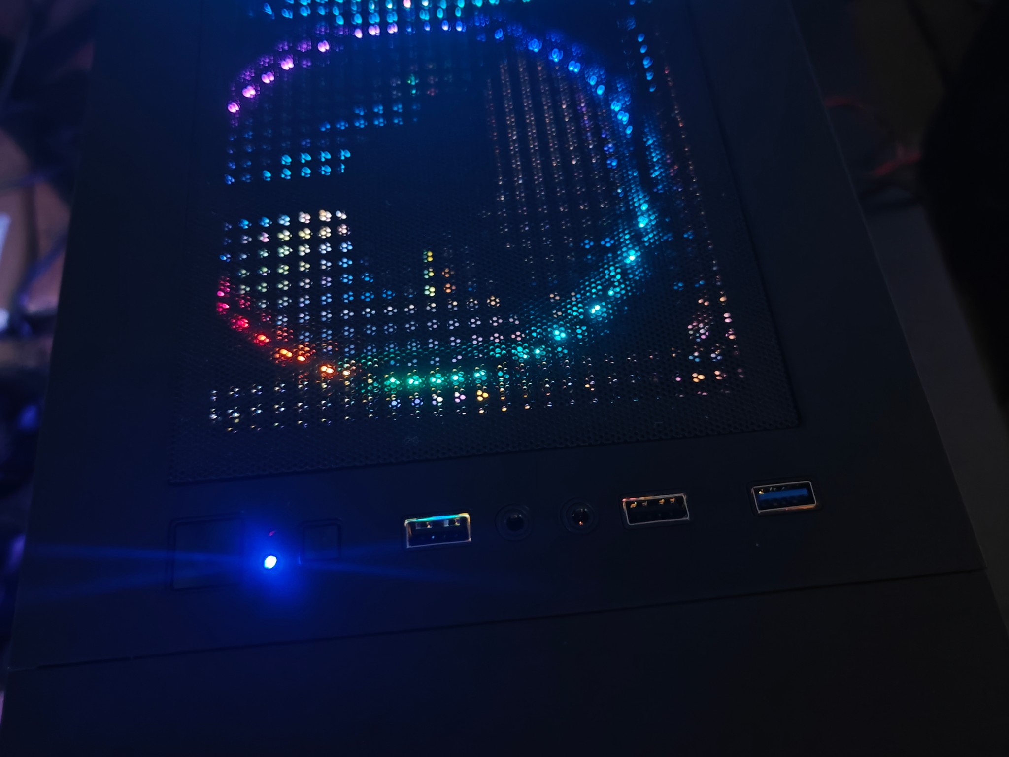 Gaming PC|AMD Ryzen 5 5600|AMD Radeon RX 9060 XT|32GB DDR4 3200|1 TB NVME SSD|Windows 11 Pro Active