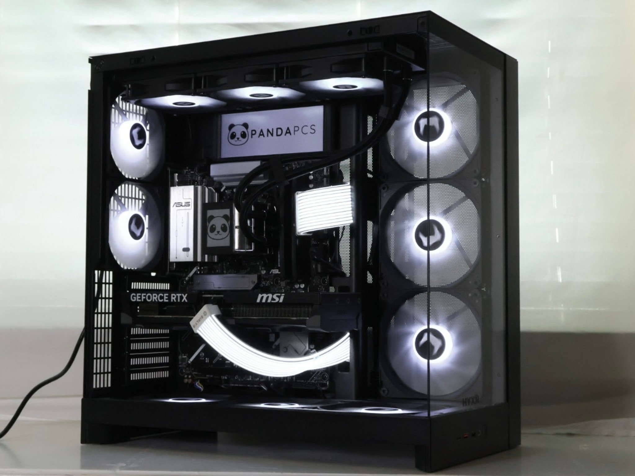 🐼Astral Panda | RTX 5070ti Ryzen 7 7800x3d 🐼