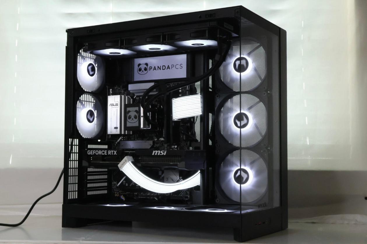 🐼Astral Panda | RTX 5070ti Ryzen 7 7800x3d 🐼