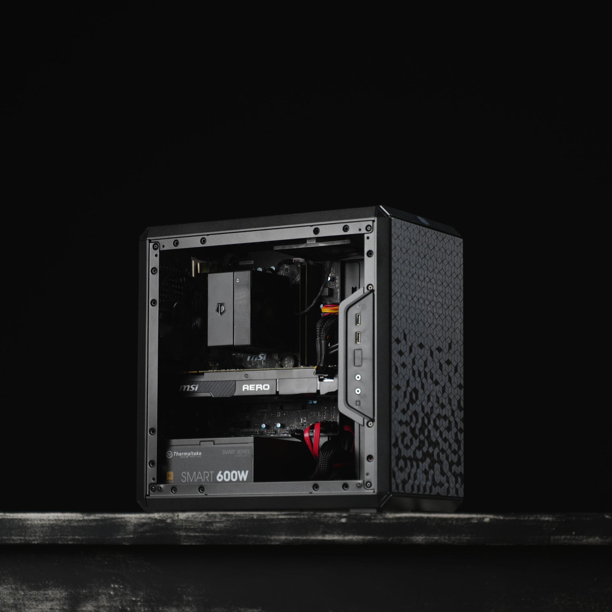 \ TN-70 / GTX 1070  Intel Core i7 6700K 1TB 16GB Windows 11 Gaming PC