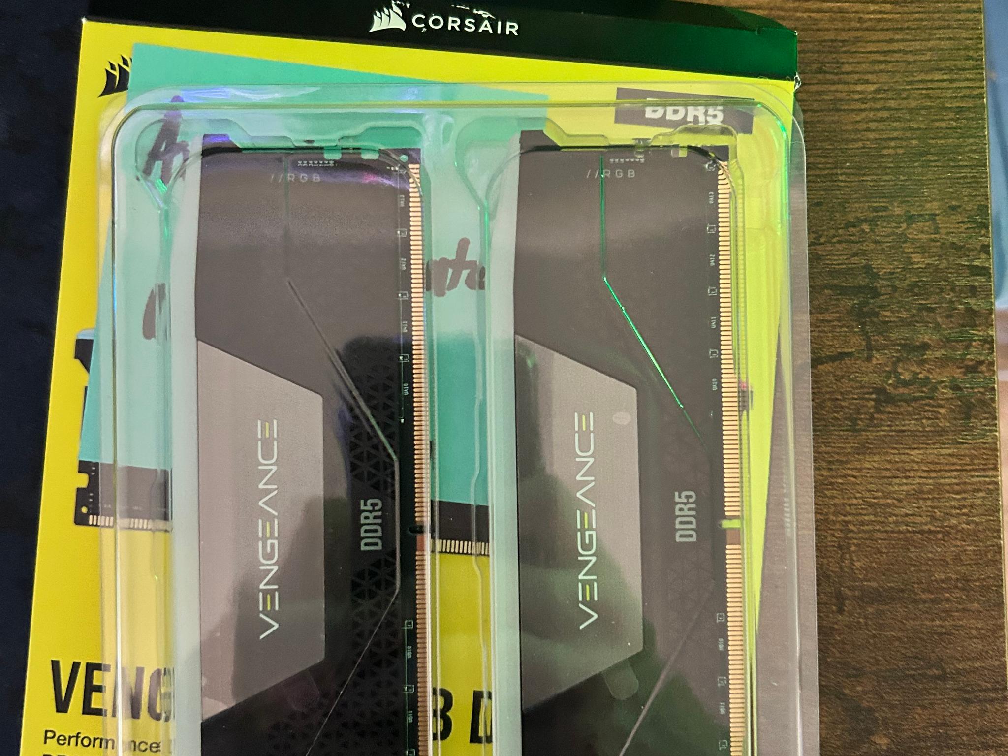 Corsair Vengeance 64GB C32 DDR5 6400MHz [CMH64GX5M2Y6400C32]