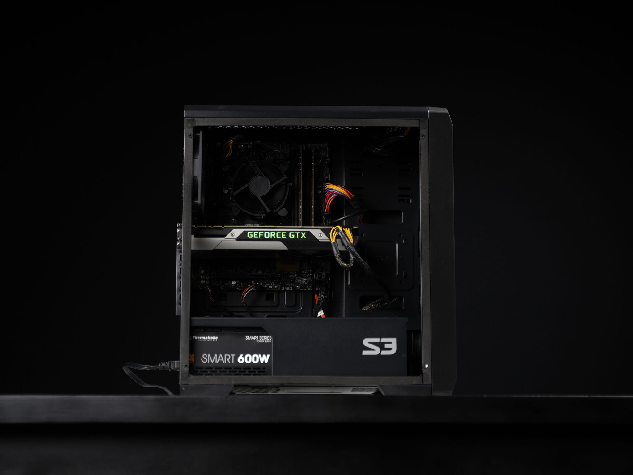 \ IF-05 / GTX 980 Ti Intel Core i5 6600K 8GB 1.2TB Windows 11 Gaming PC Powerhouse
