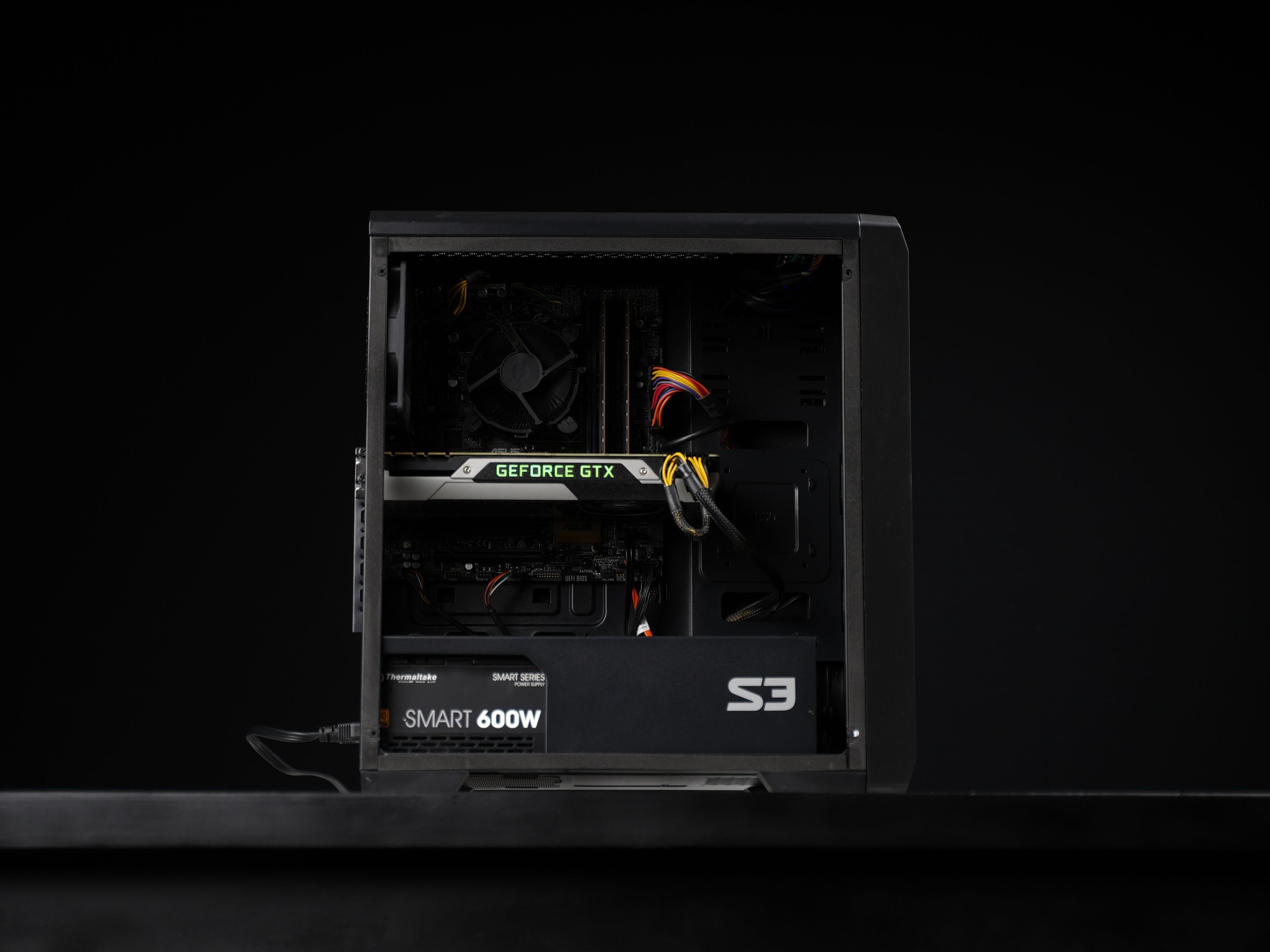 IF-05 / GTX 980 Ti Intel Core i5 6600K 8GB 1.2TB Windows 11 Gaming
