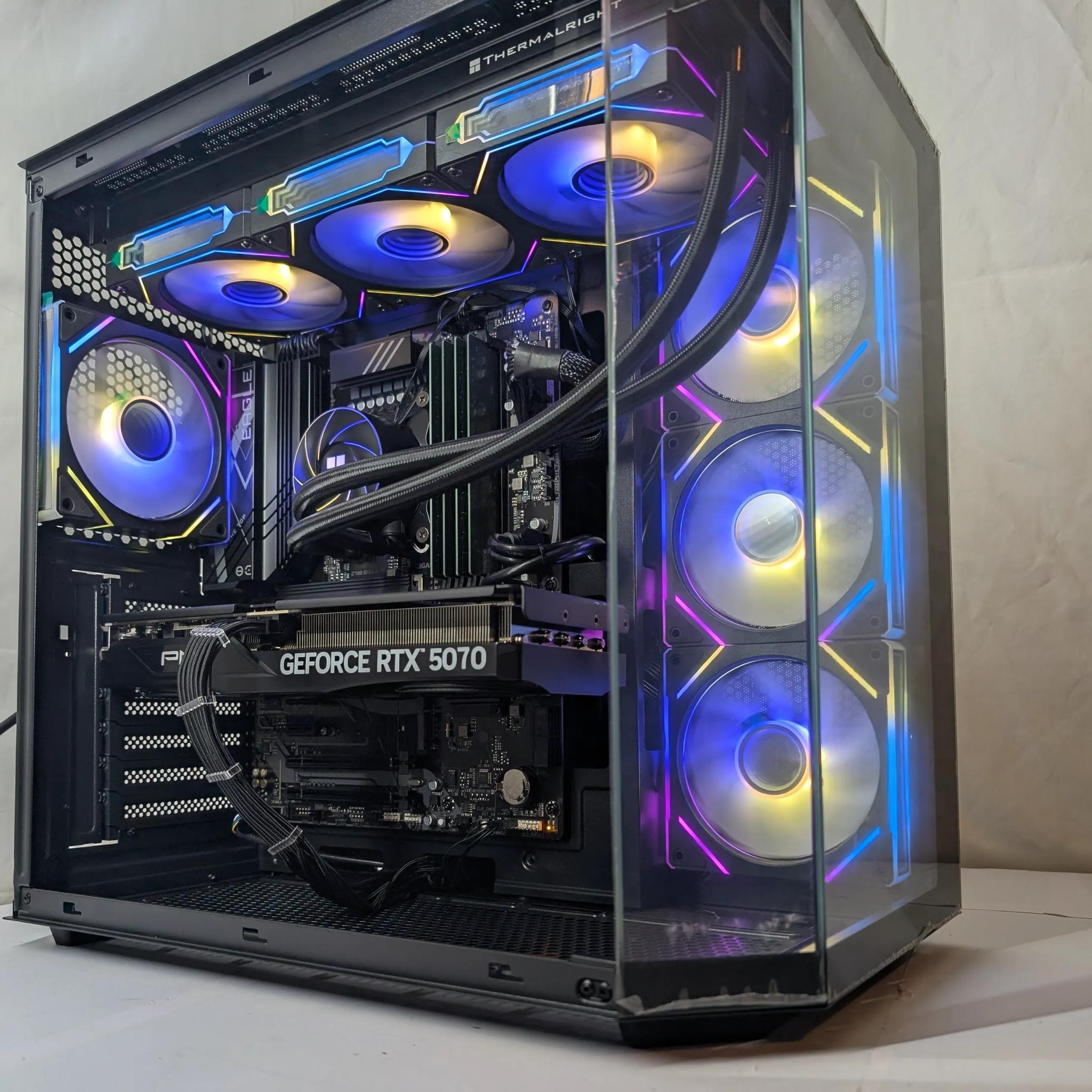 RTX 5070 | I7 12700 | 64GB DDR5 | Z790 motherboard | 360mm AIO | Windows 11 home