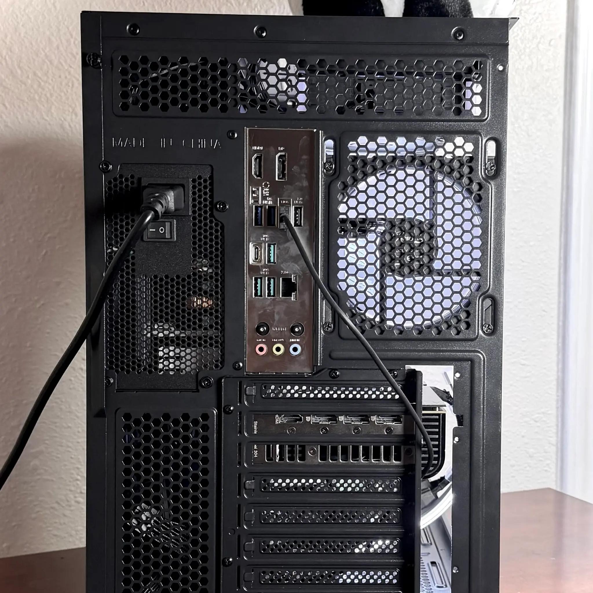 ⚪Ultra Panda| RTX 5070 Ryzen 5 7600x ⚪