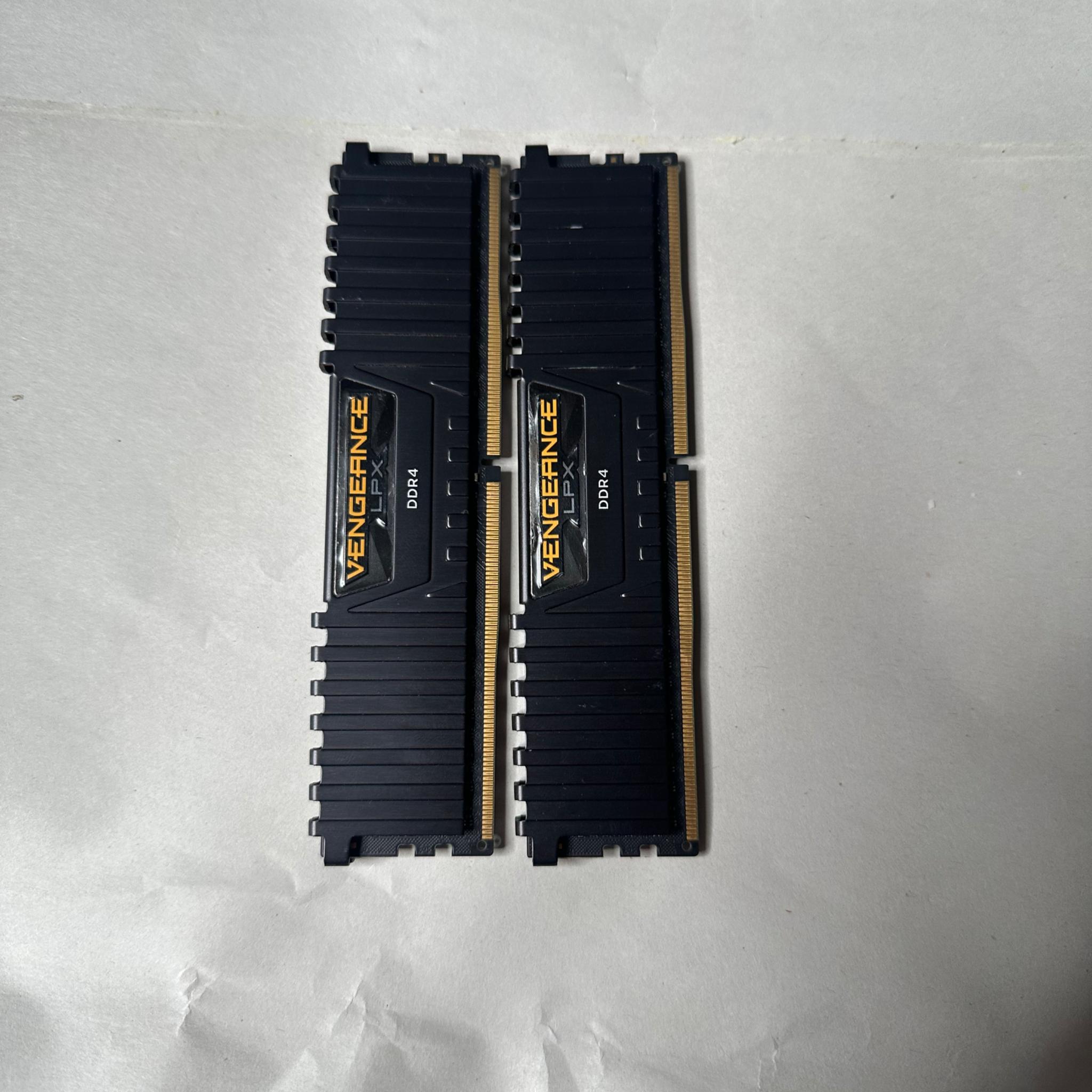 Corsair Vengeance LPX 16GB (2x8GB) DDR4 Desktop RAM 4000MHz CMK16GX4M2Z4000C18