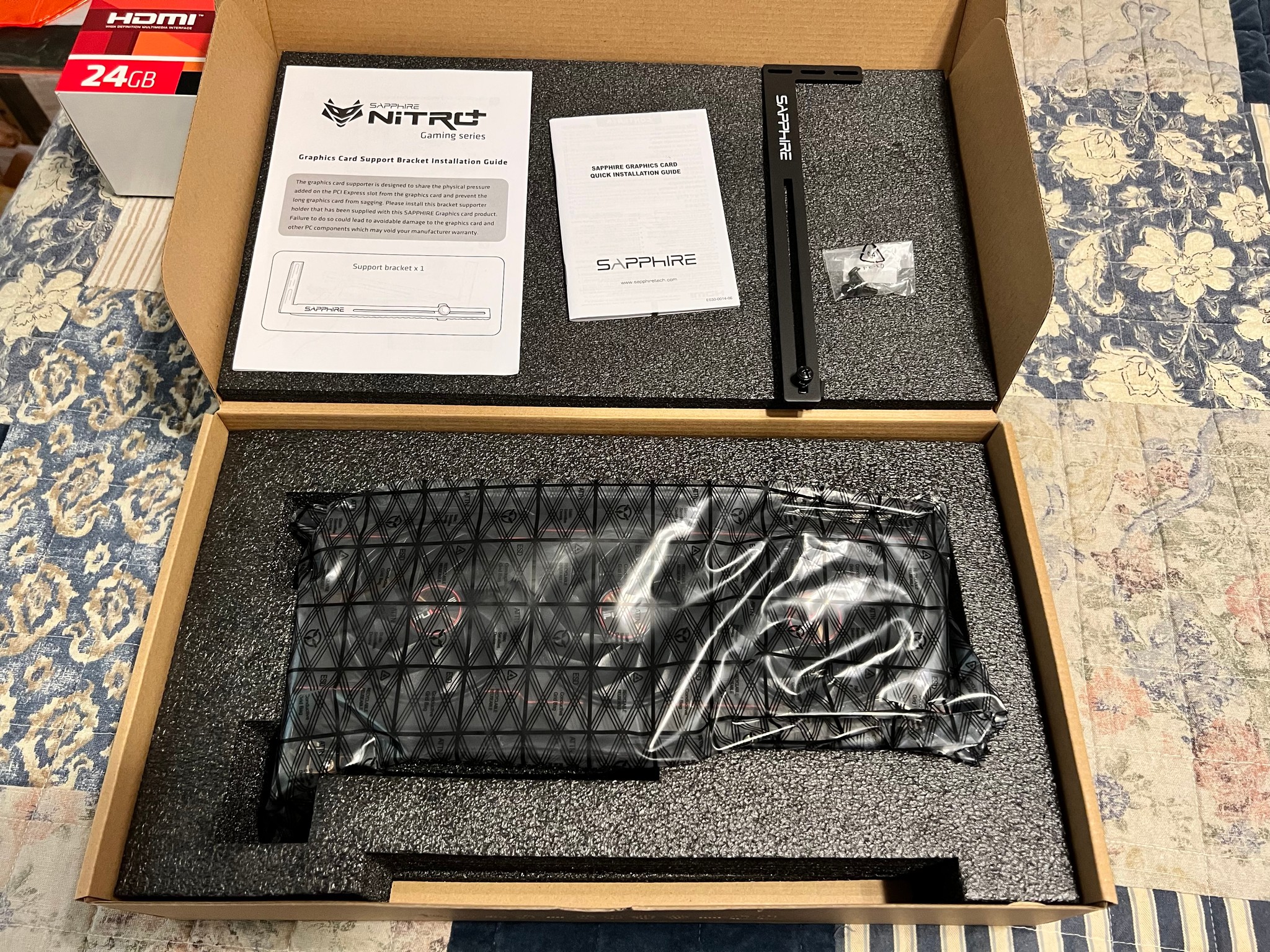 SAPPHIRE PULSE Radeon RX 7900 XTX