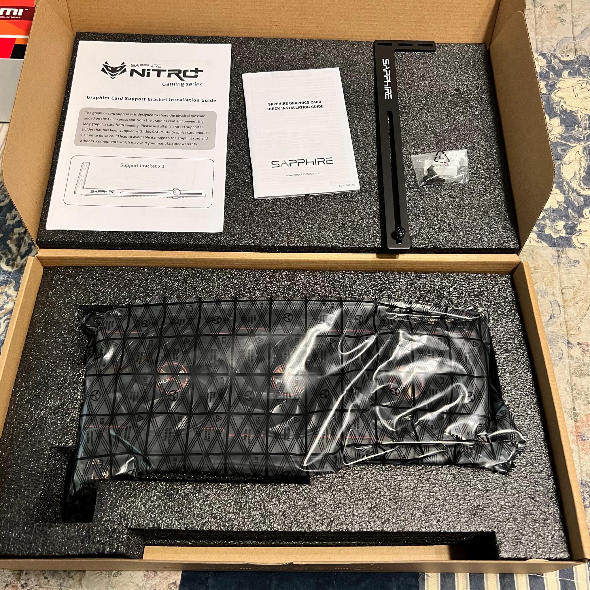 SAPPHIRE PULSE Radeon RX 7900 XTX