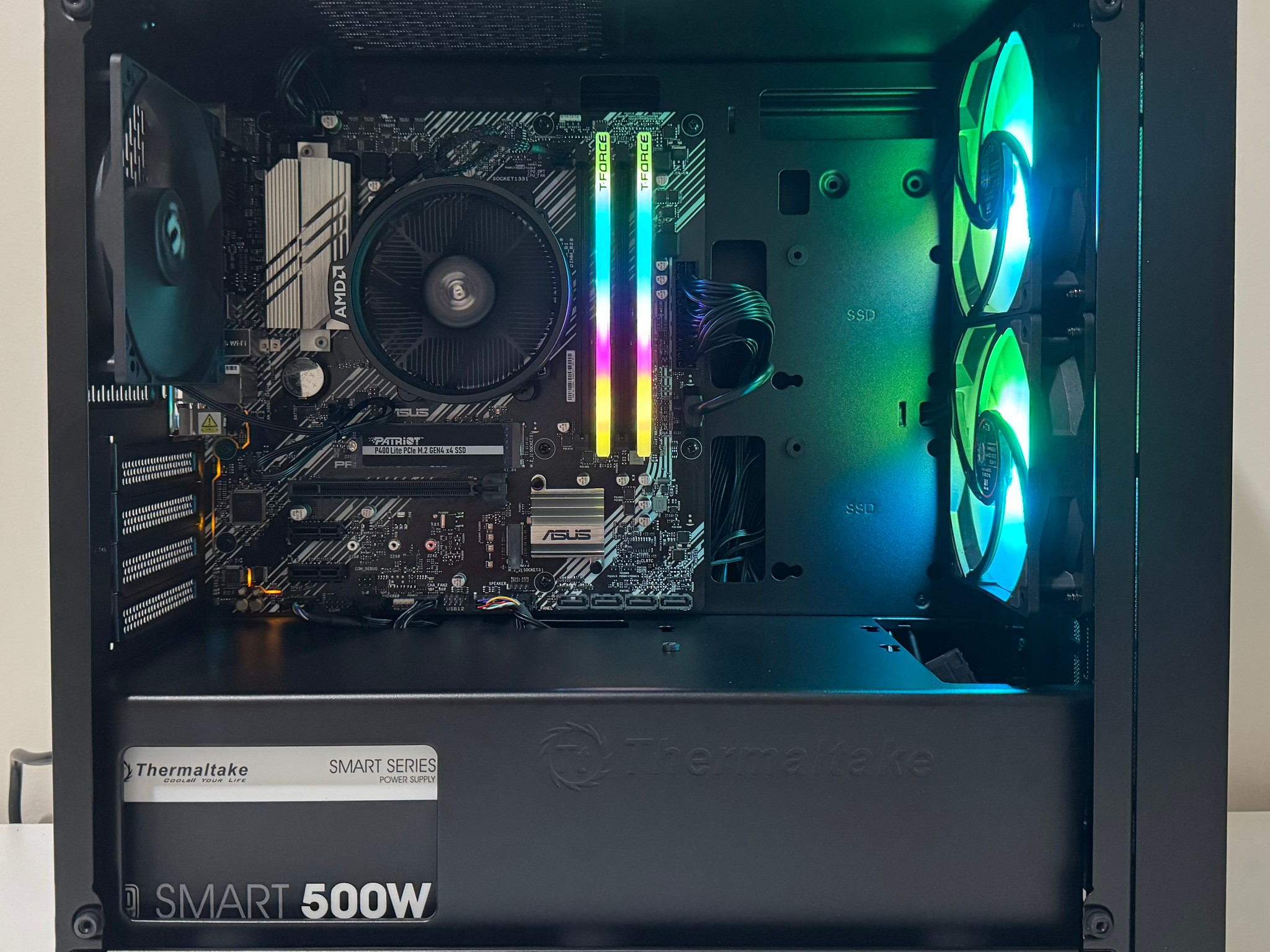 AMD Ryzen 5 5600GT Gaming PC Radeon Vega 7 Graphics ASUS B550M-A B550 Thermaltake Versa H18 Case