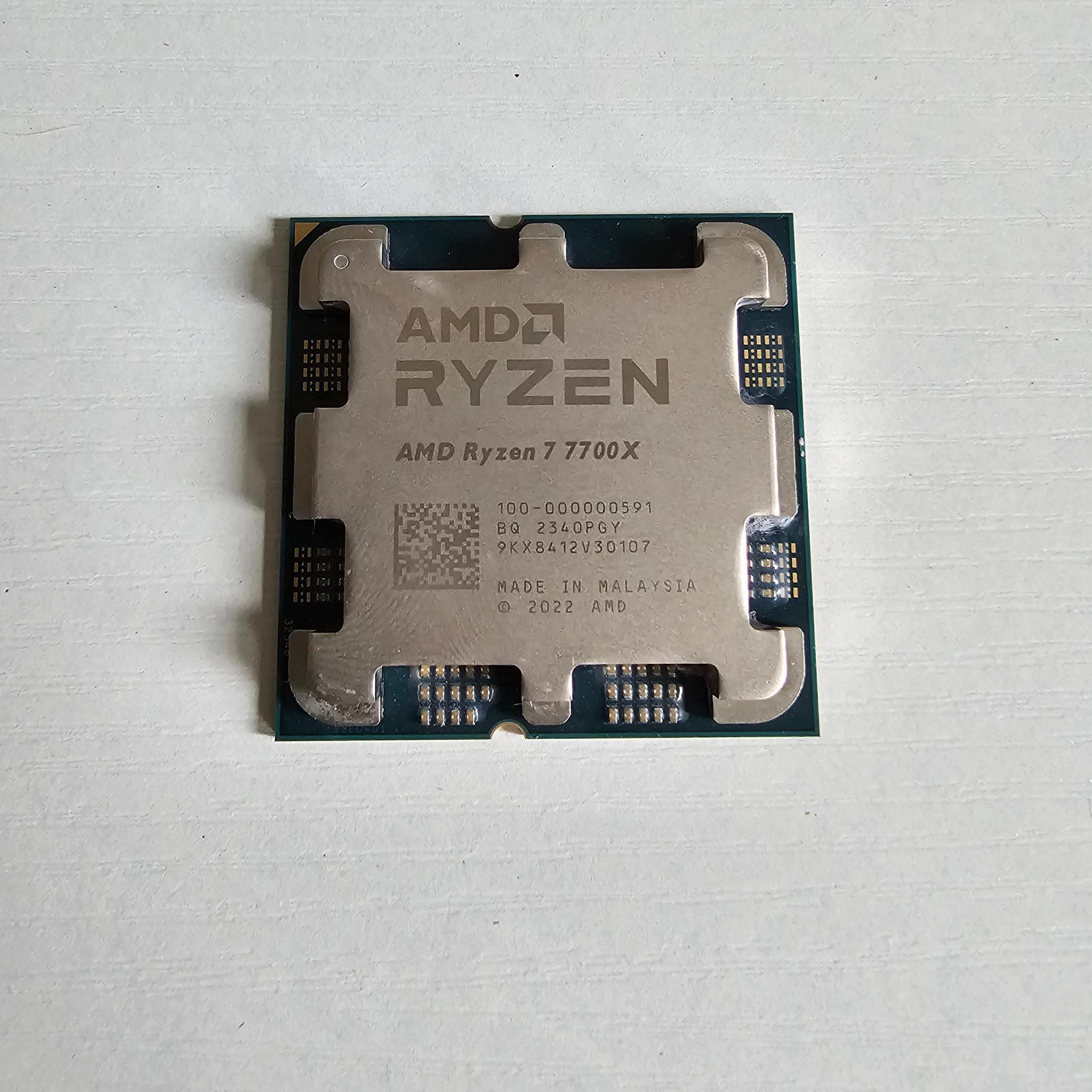 AMD Ryzen 7 7700X