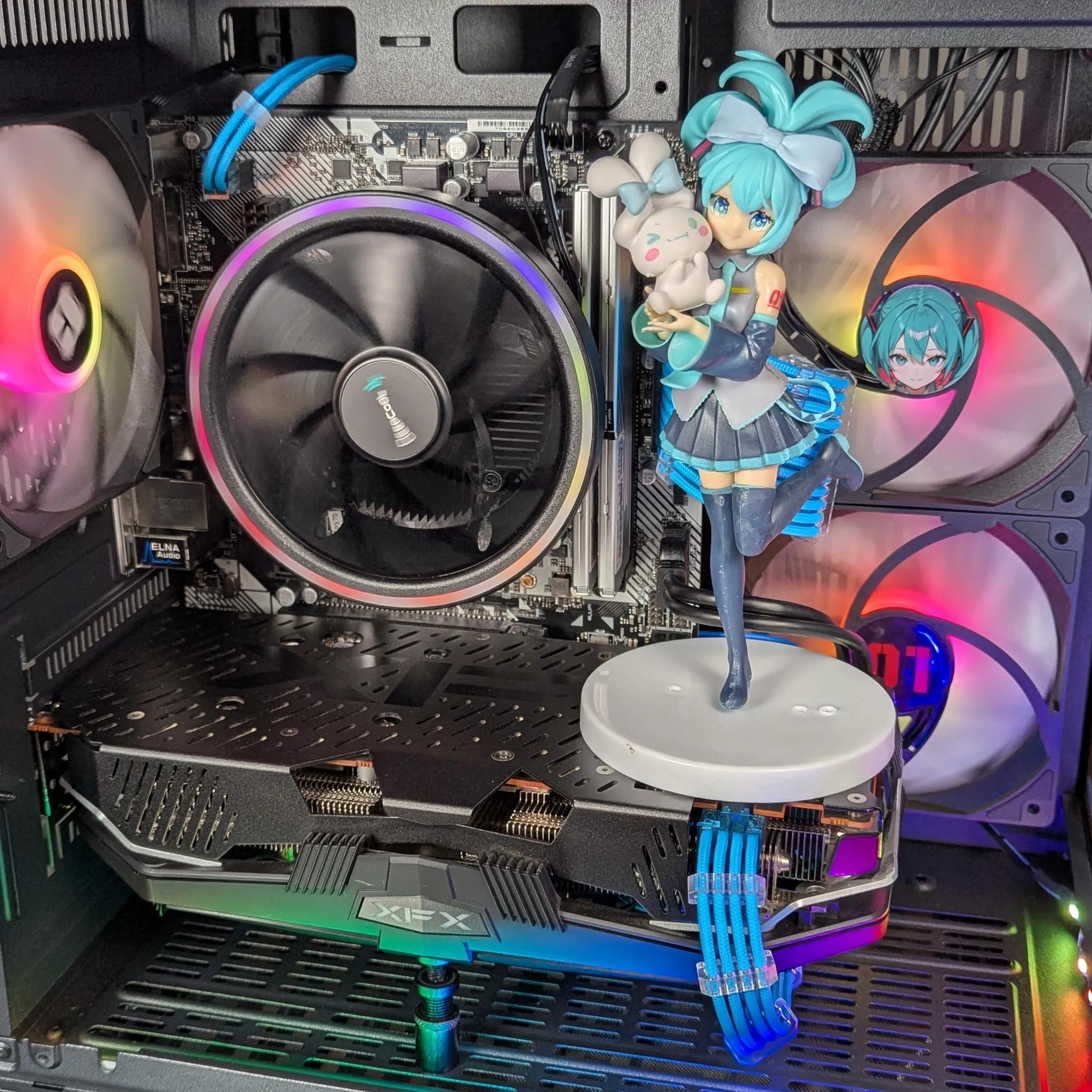 The Most Kawaii Gaming PC - The Hatsune Miku