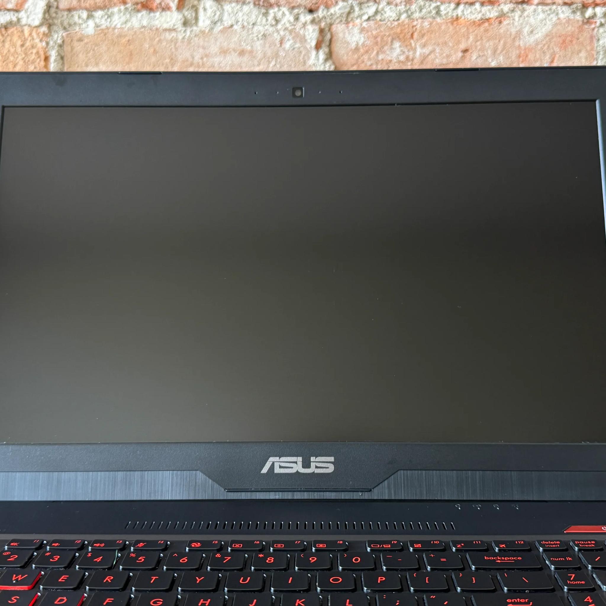 Asus FX503VM-NS52 Gaming Laptop i5-7300HQ Nvidia GTX 1060 16GB RAM1 1TB NVMe Windows 11 Refurbished
