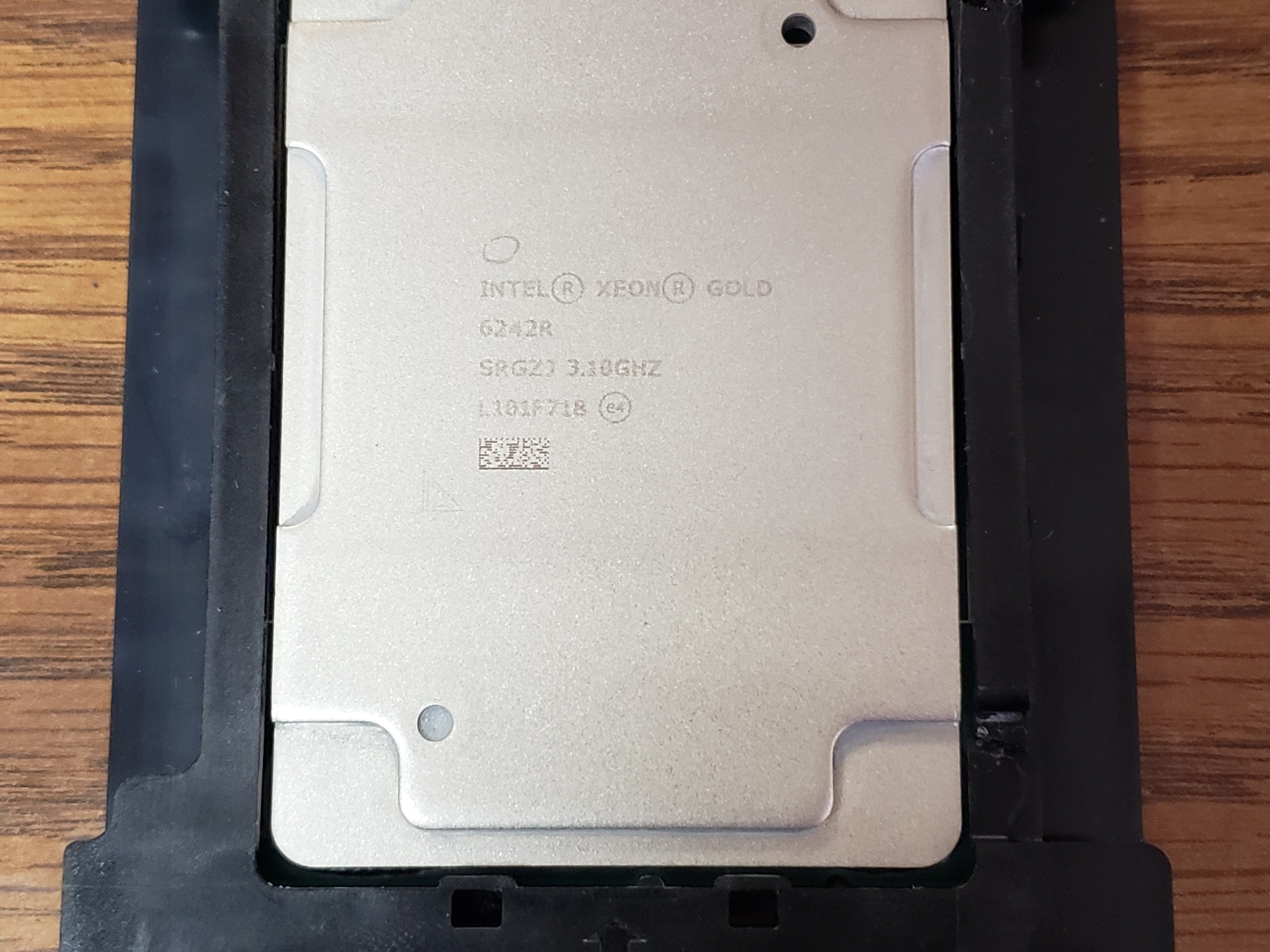 XEON GOLD 6242R 3.10Ghz 20core