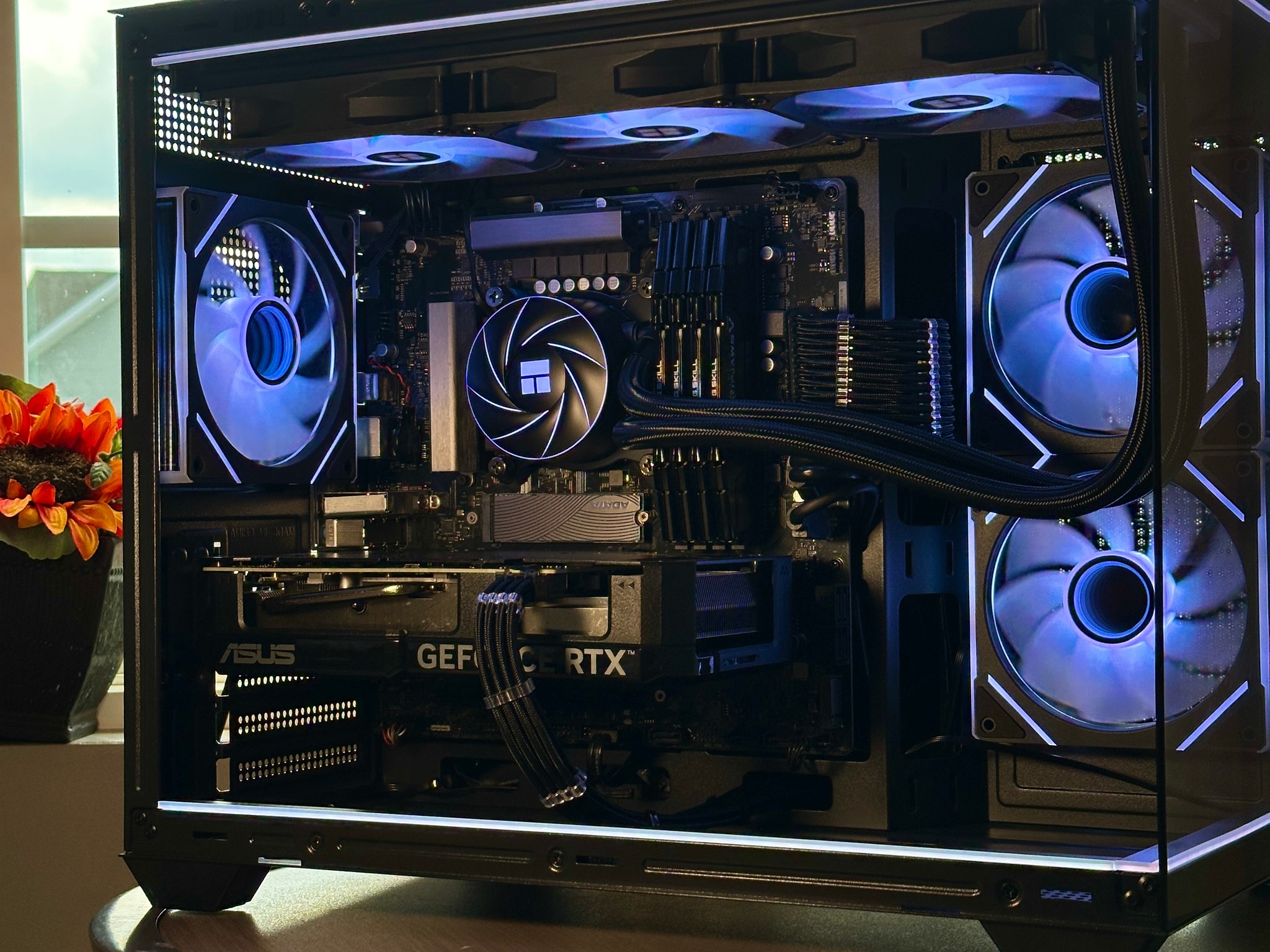 💙Gaming/Steaming PC💚 | RTX 4070 12GB | Intel i7 | 2.5TB | 16GB (3200hz) | WiFi + BT | Windows 11