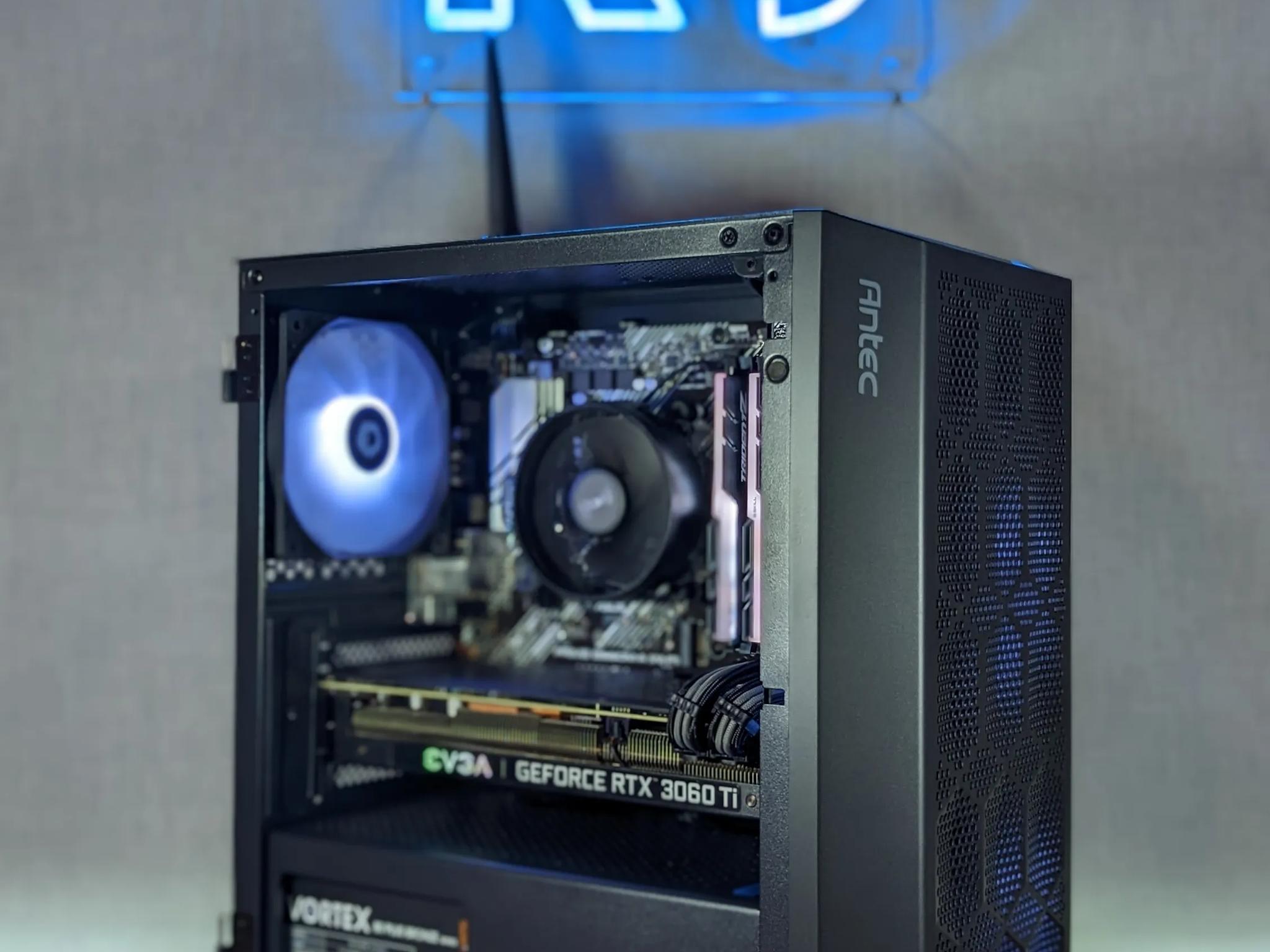 RTX 3060ti // Ryzen 3600x // 16GB 3600Mhz DDR4 // 1TB NVMe SSD // WiFi