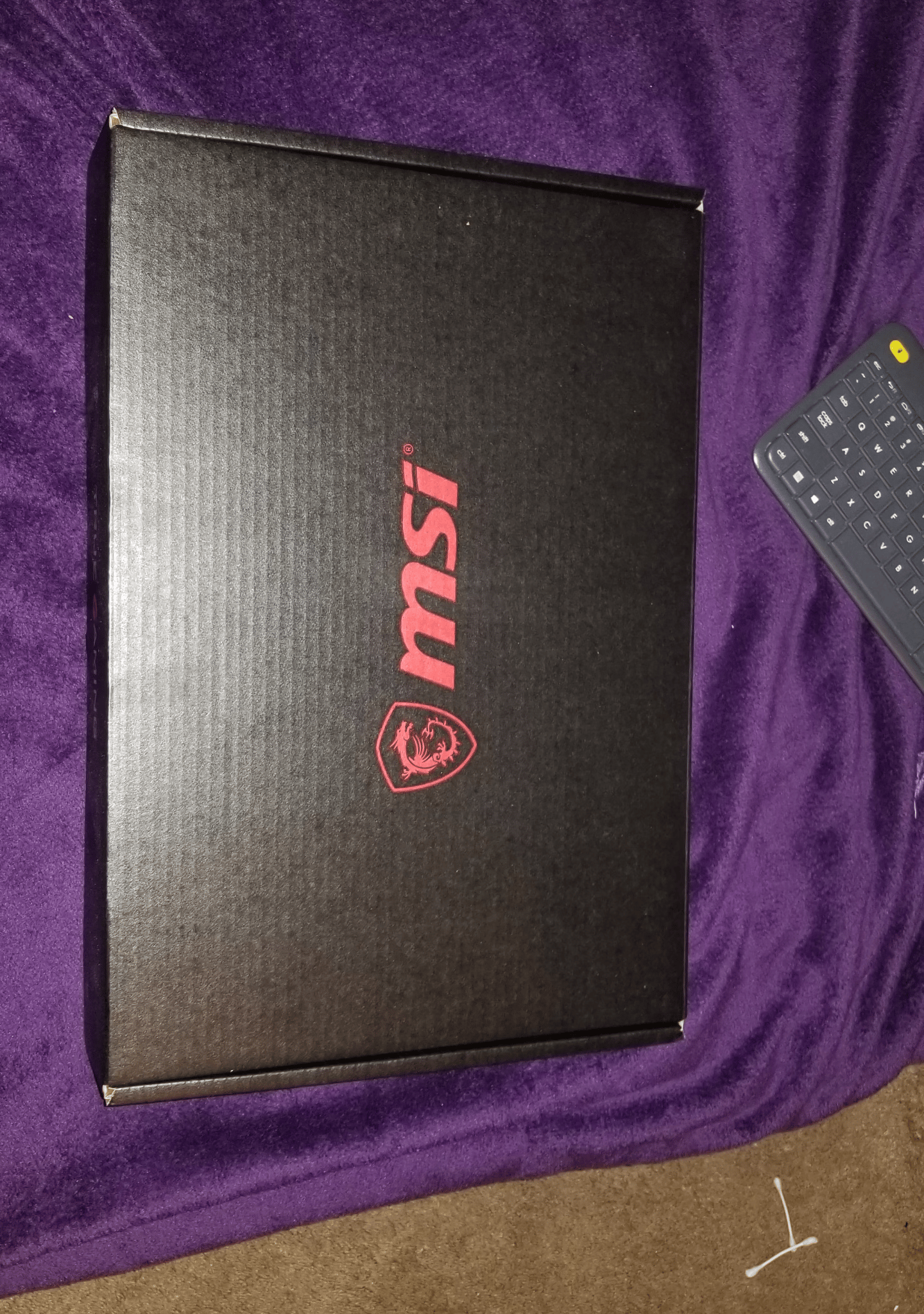 Intel i7 10750h Gtx 1660 TI 8 gb ddr4 it's in good condition  works 100 present 