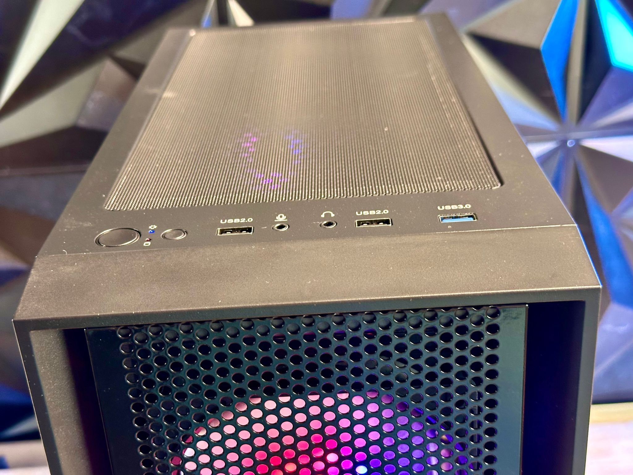 Nvidia RTX 5060 | Intel core i7 3.4ghz | 32GB RAM | SSD+1TB | Wi-Fi/BT | Win 11 - Custom Gaming PC