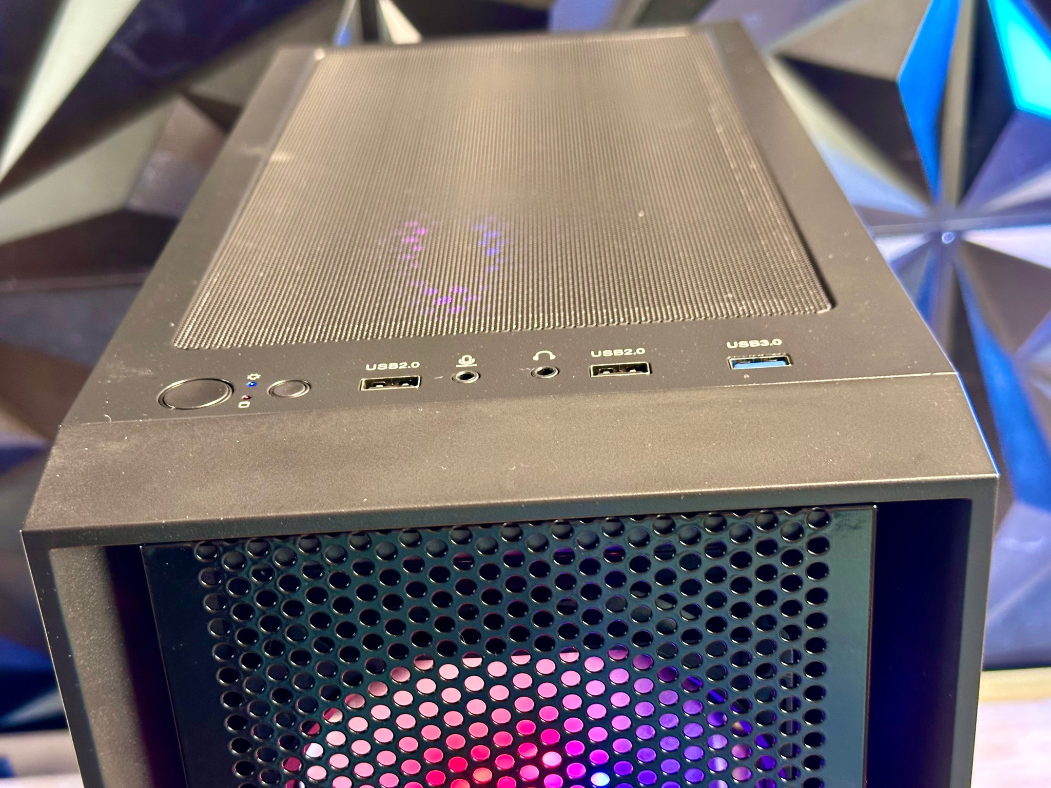 Nvidia RTX 5060 | Intel core i7 3.4ghz | 32GB RAM | SSD+1TB | Wi-Fi/BT | Win 11 - Custom Gaming PC