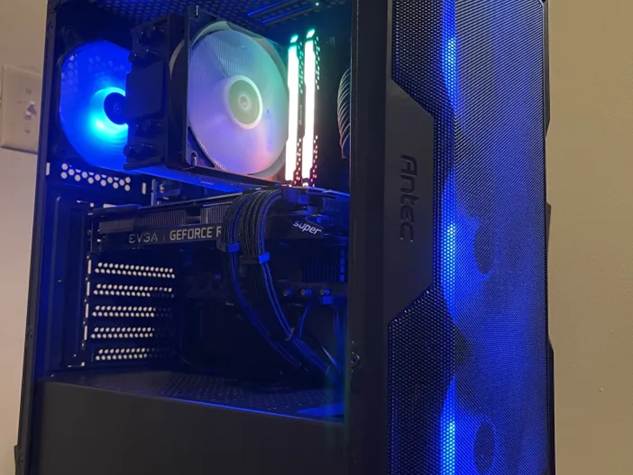 Nvidia RTX 2070 Super | RYZEN 7 3700X | 16GB RAM | 1TB M.2 NVMe SSD | Black Gaming PC