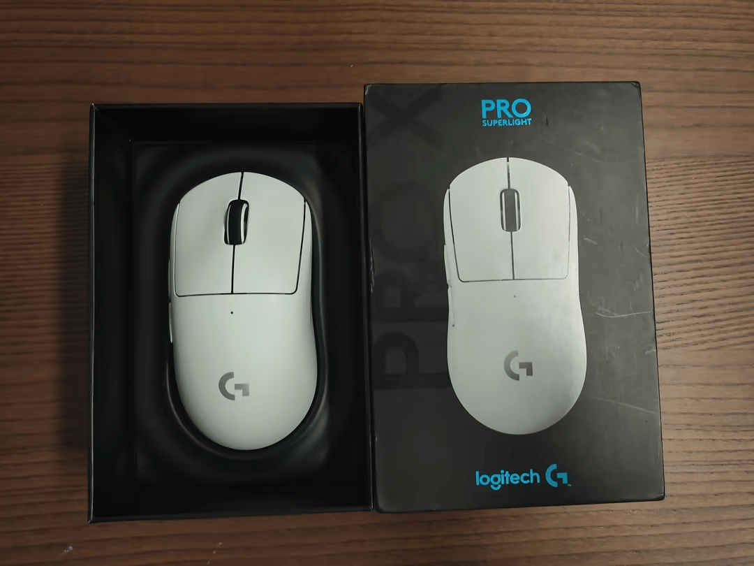 Logitech Pro X Superlight Wireless Gaming Mouse (White)